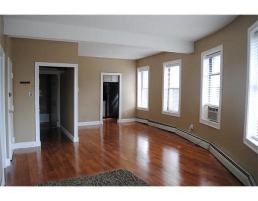 1880 Commonwealth Ave # 10