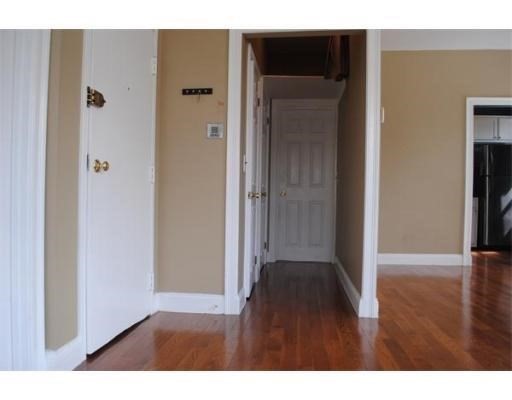 1880 Commonwealth Ave # 10