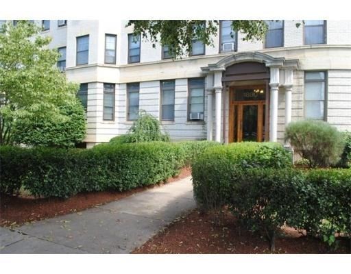 1880 Commonwealth Ave # 10