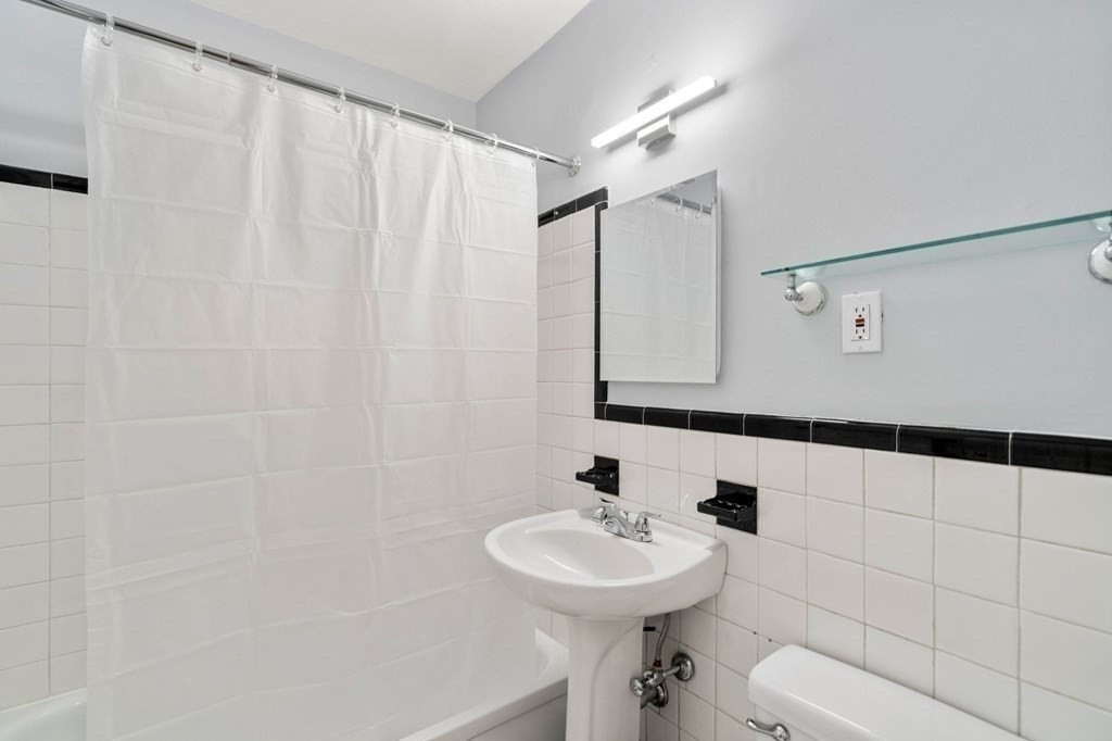 50 Follen St # 416