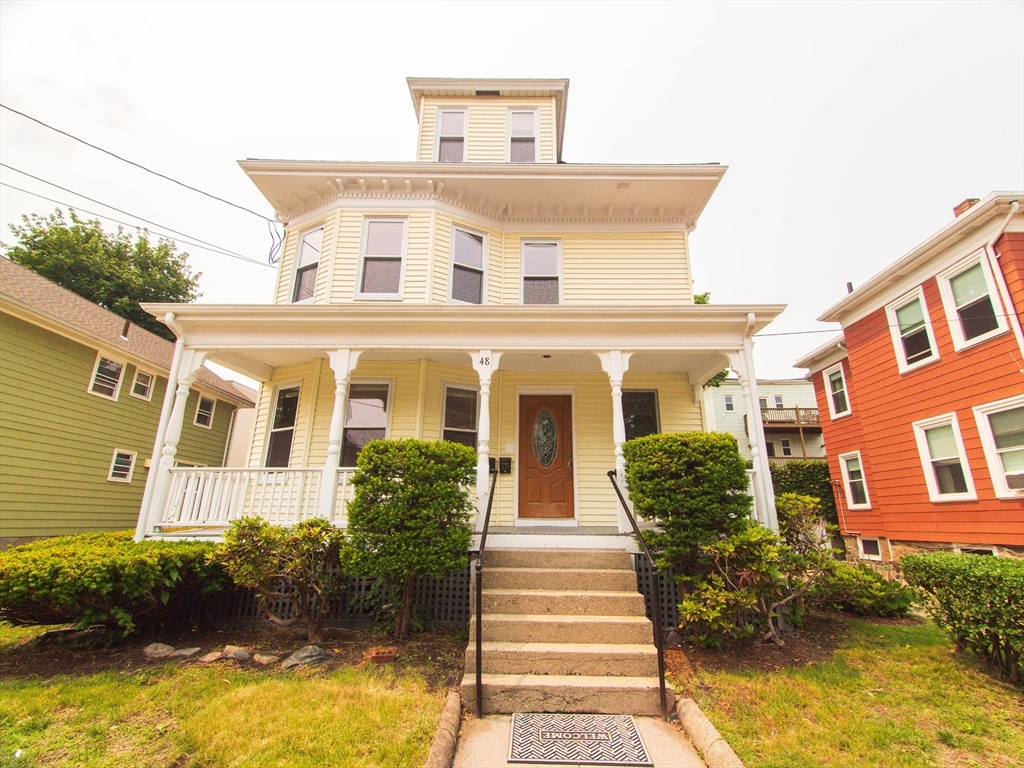 48 Oak Square Ave # 1