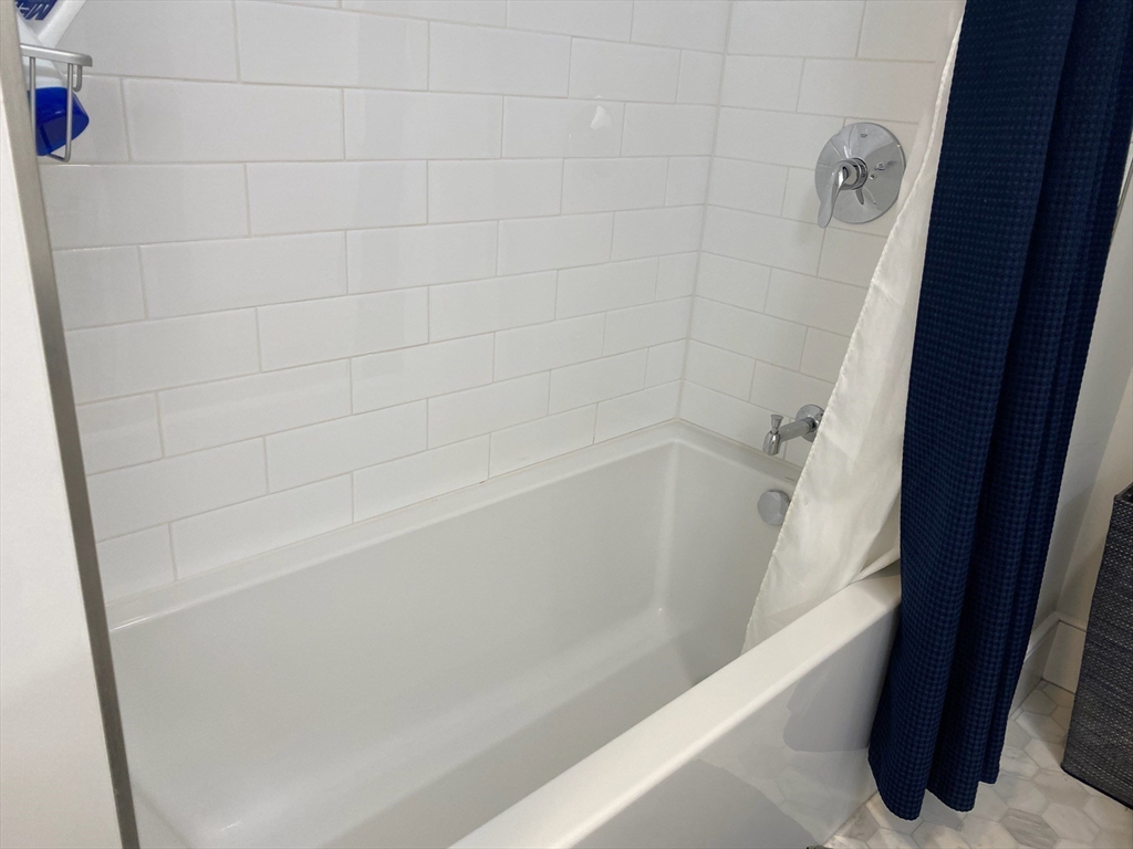 30 Polk St # 206