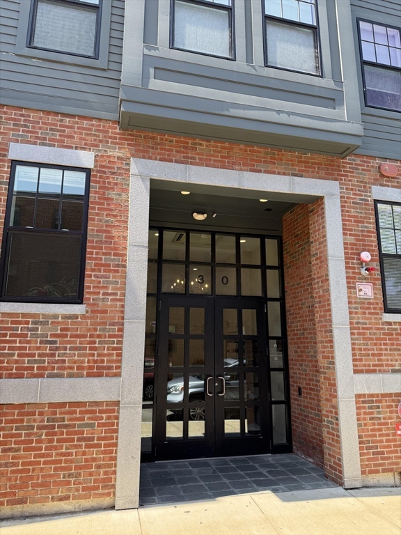 30 Polk St # 206