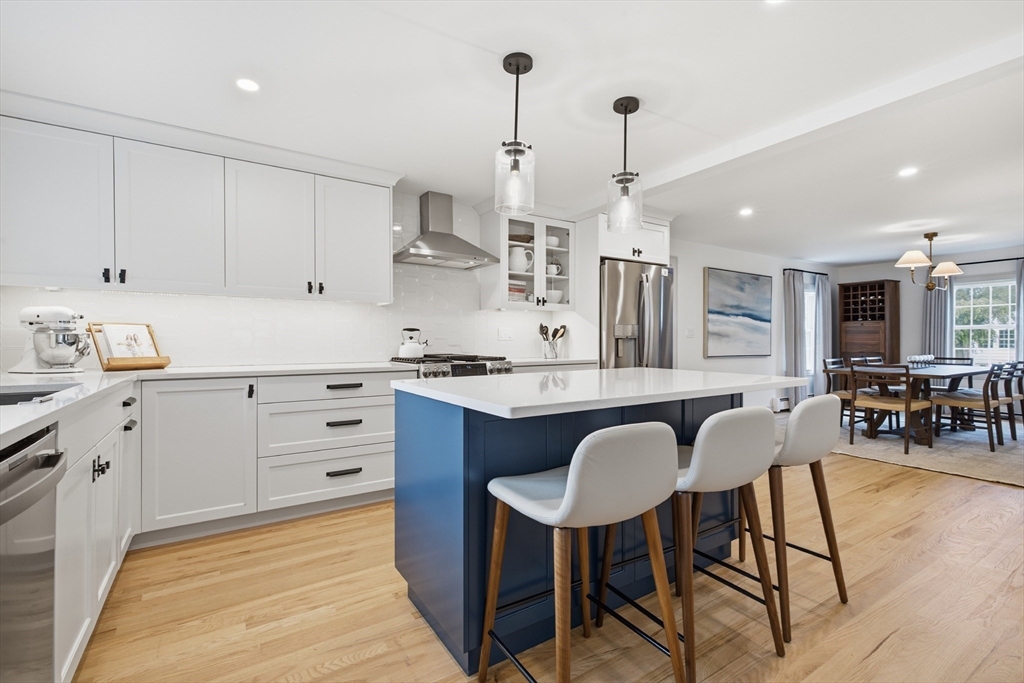 6 Lockway Road