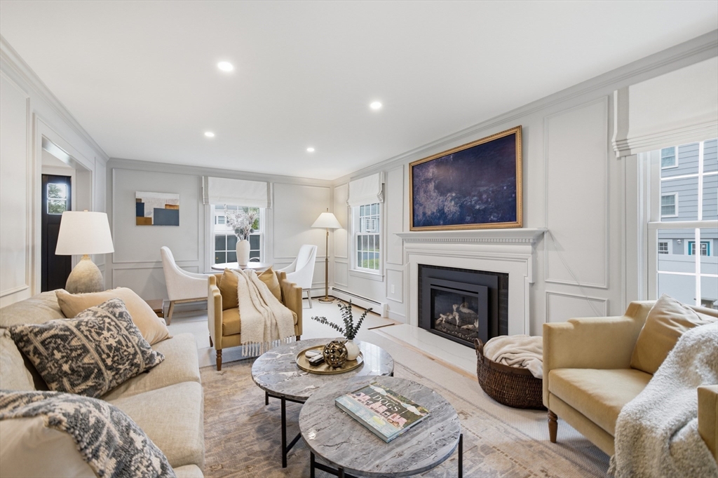 6 Lockway Road
