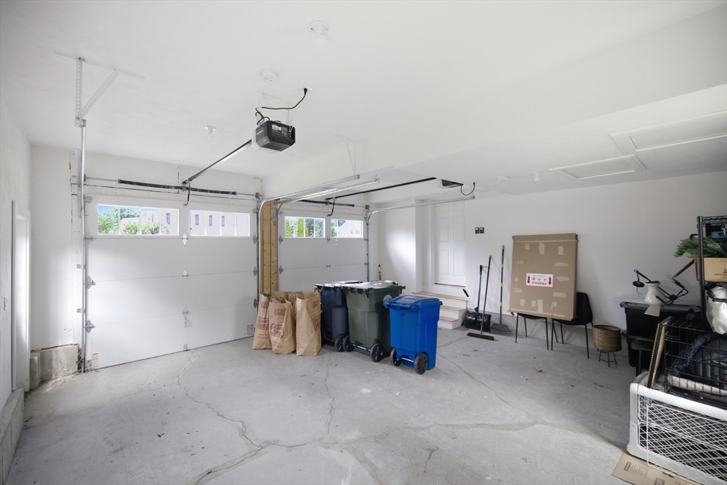 6 Lockway Road