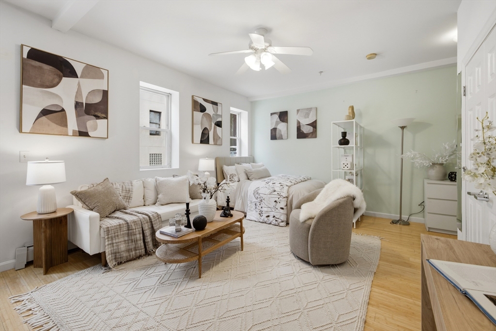 330 Summit Ave # 104