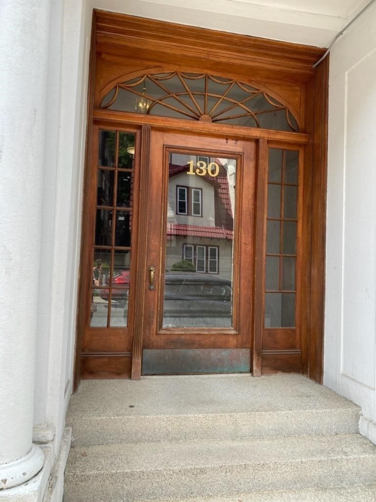 130 Sutherland Rd # 5