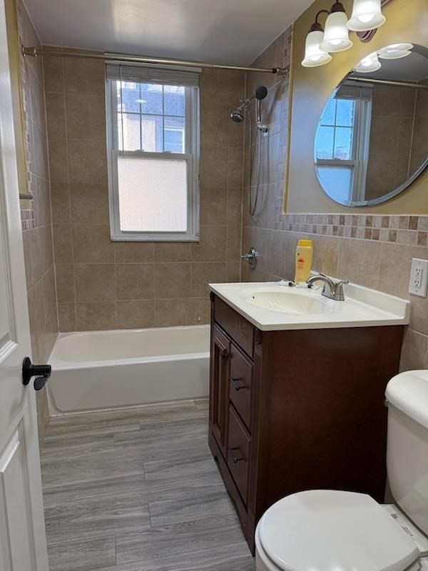 130 Sutherland Rd # 5