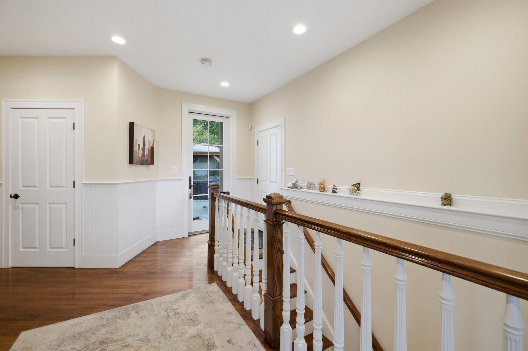 8 Longmeadow Rd