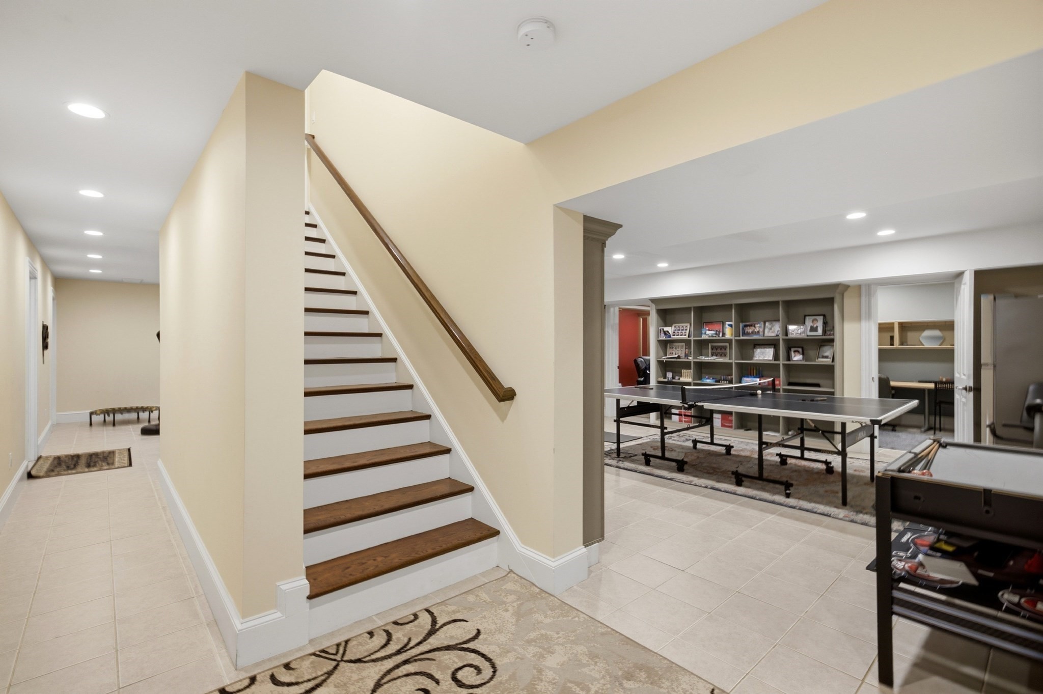 8 Longmeadow Rd