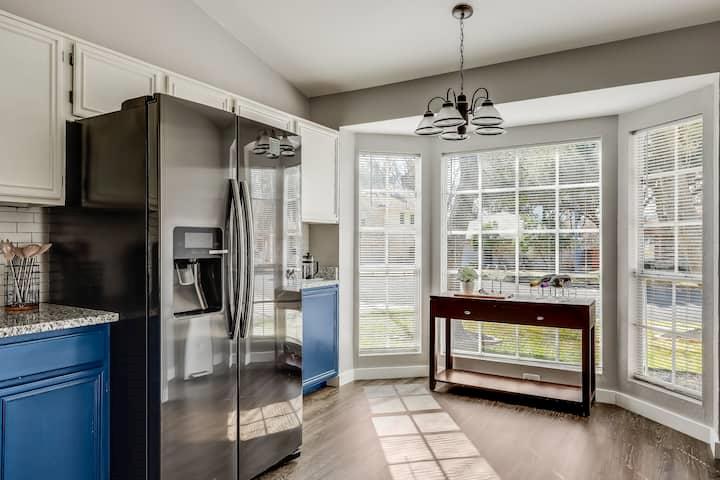 1100 Briargate DR