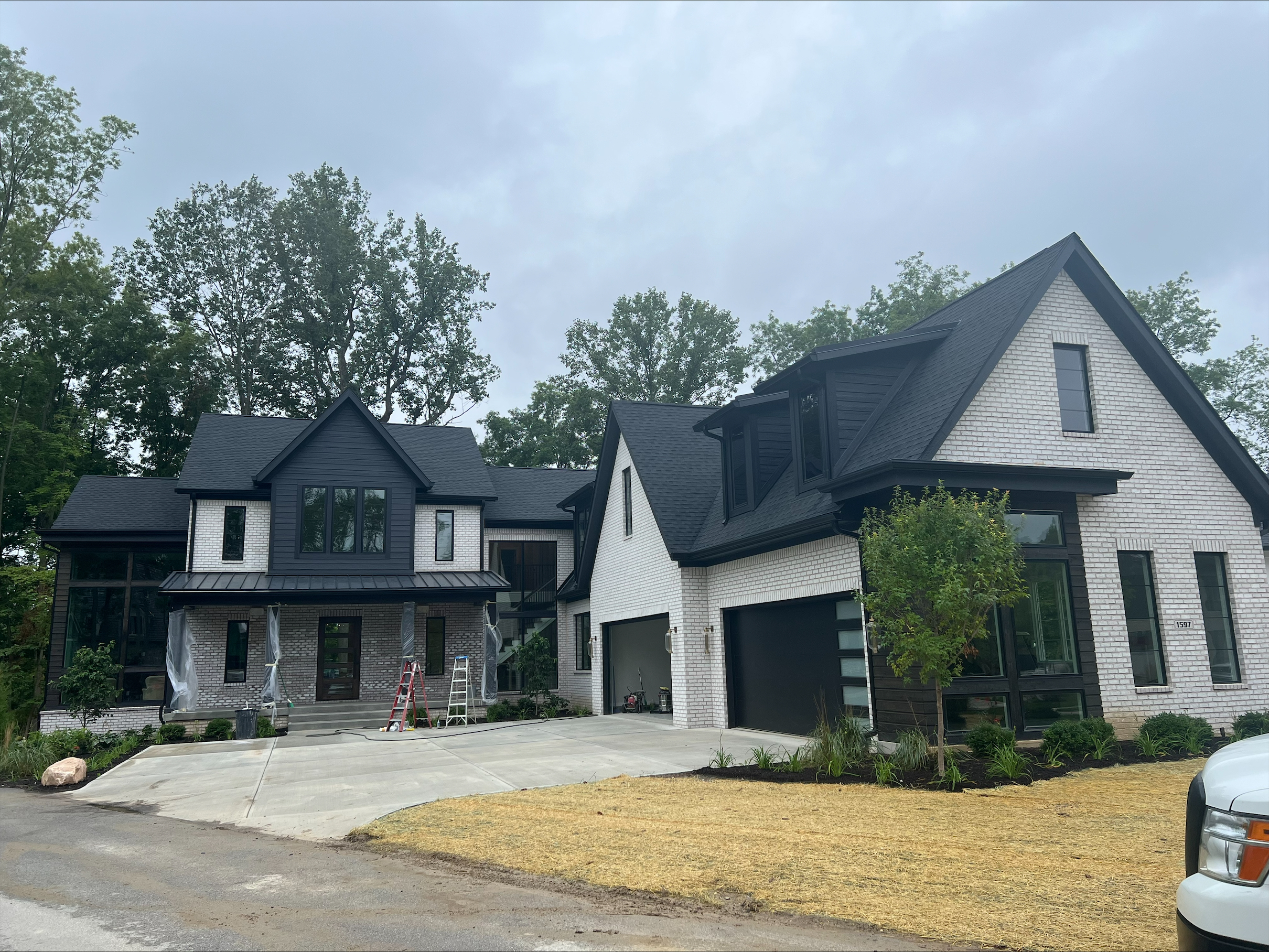 1597 Forest Hills Drive