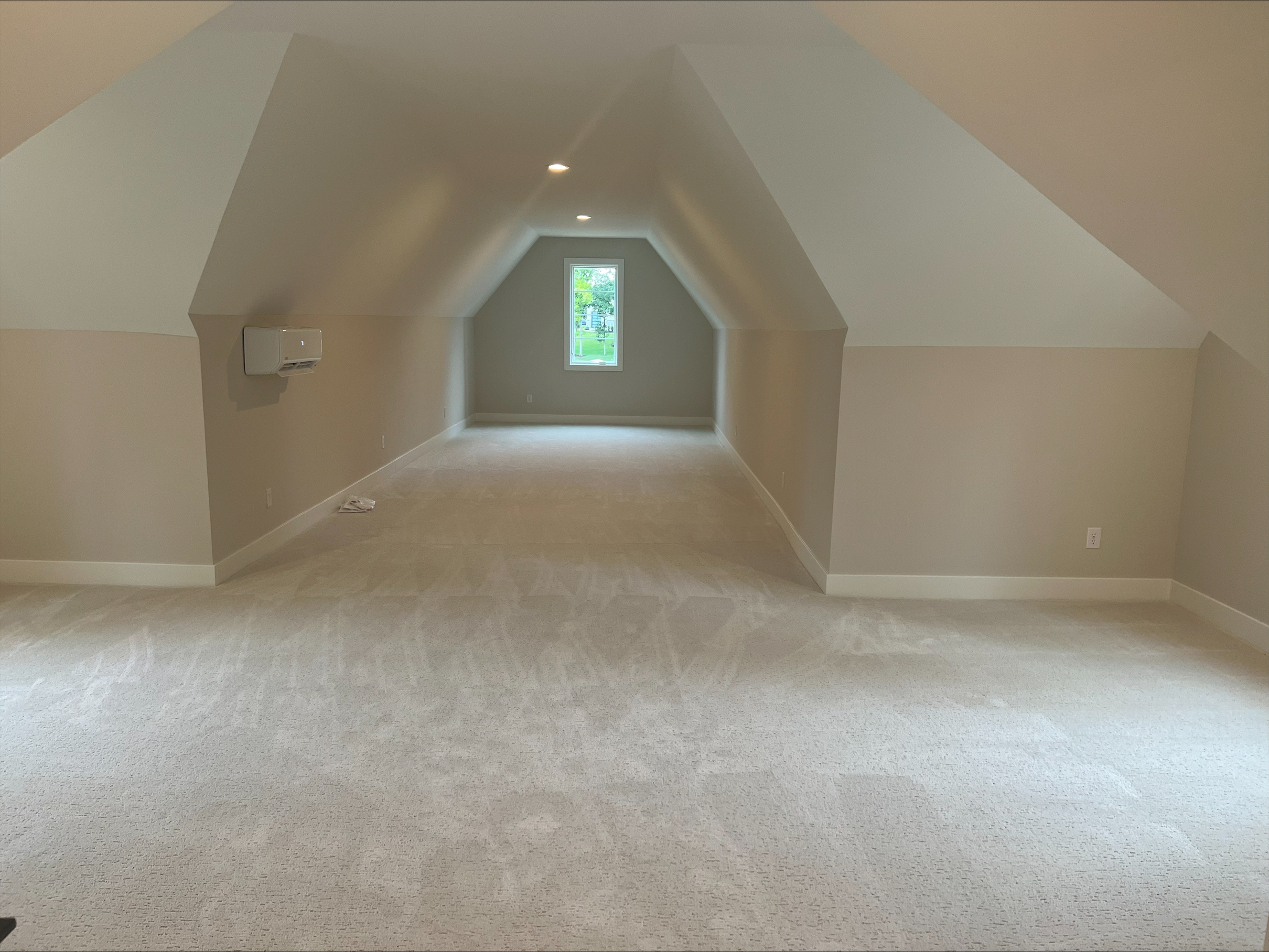 1597 Forest Hills Drive