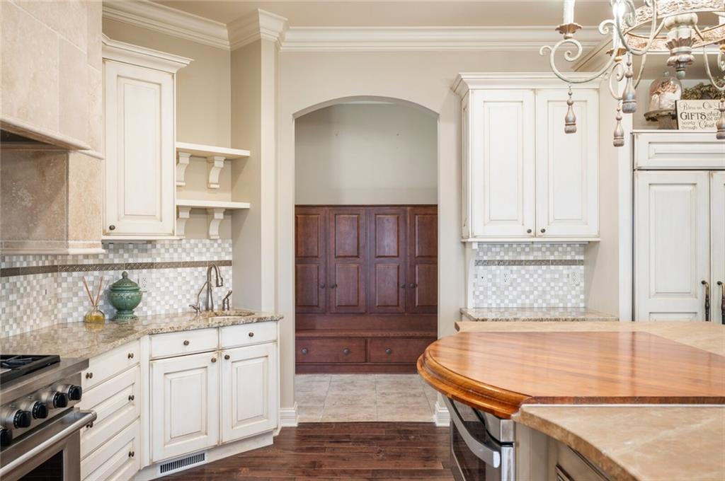 15703 Hidden Oaks Court