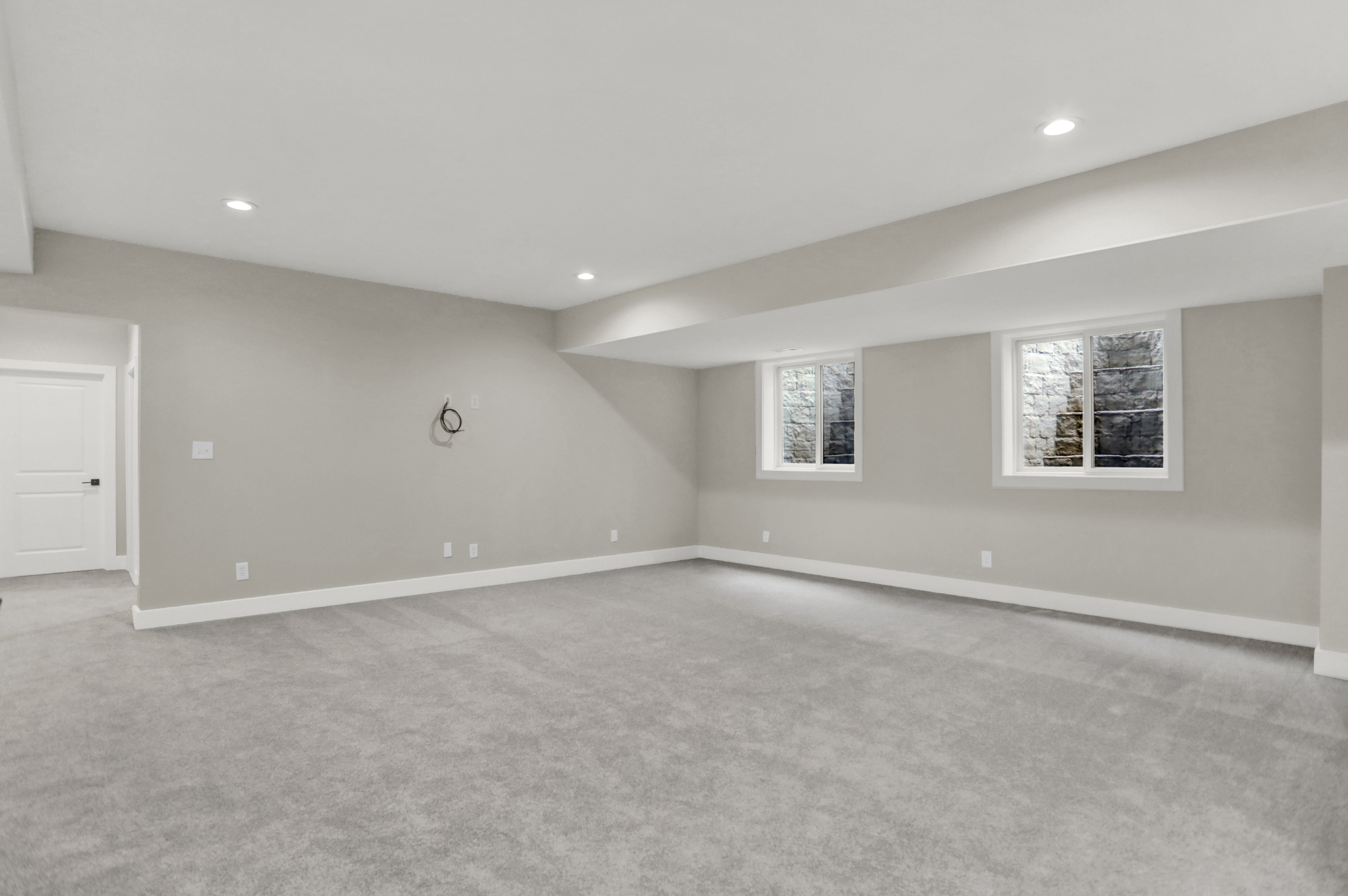 15039 Oak Hollow Lane W