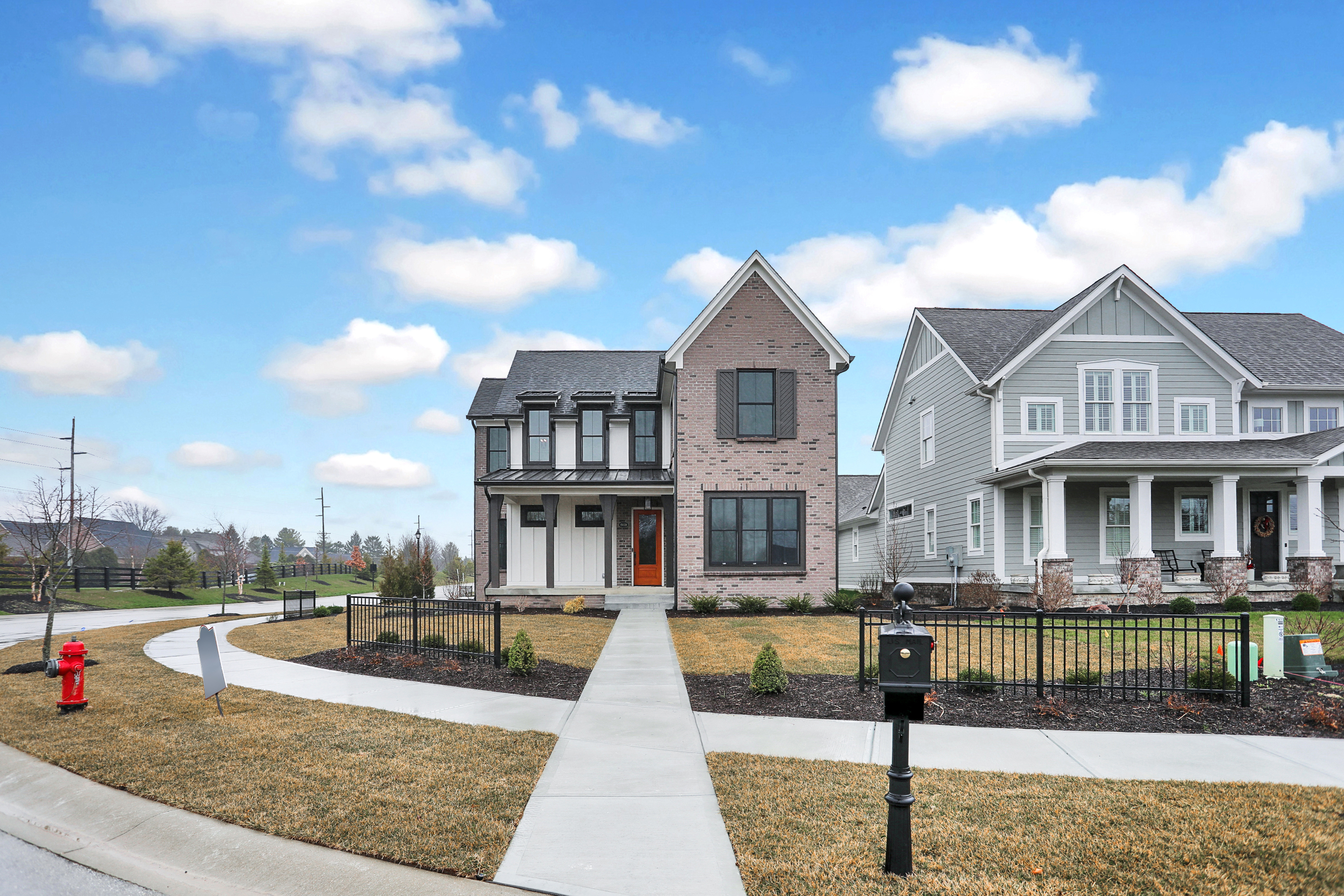 15039 Oak Hollow Lane W