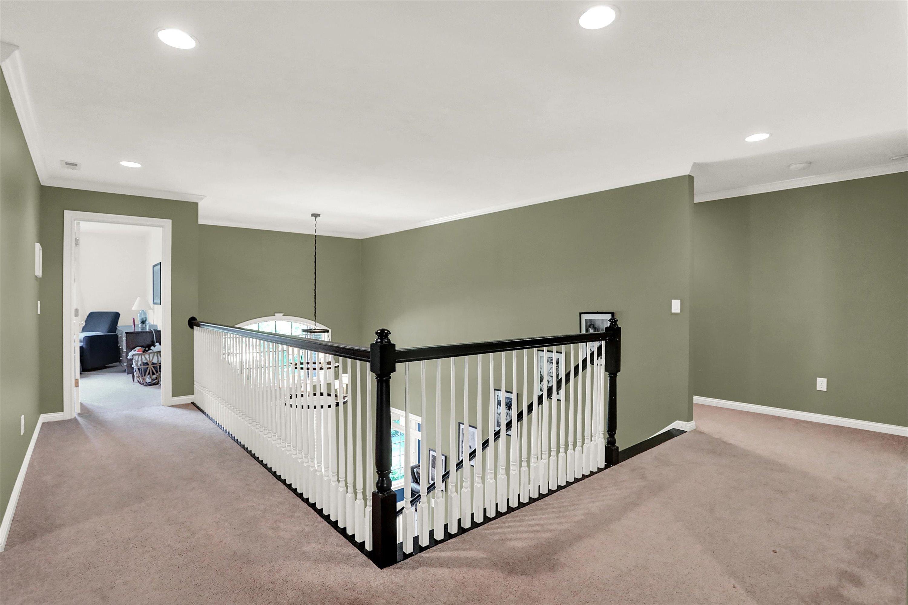 6119 Clearview Drive