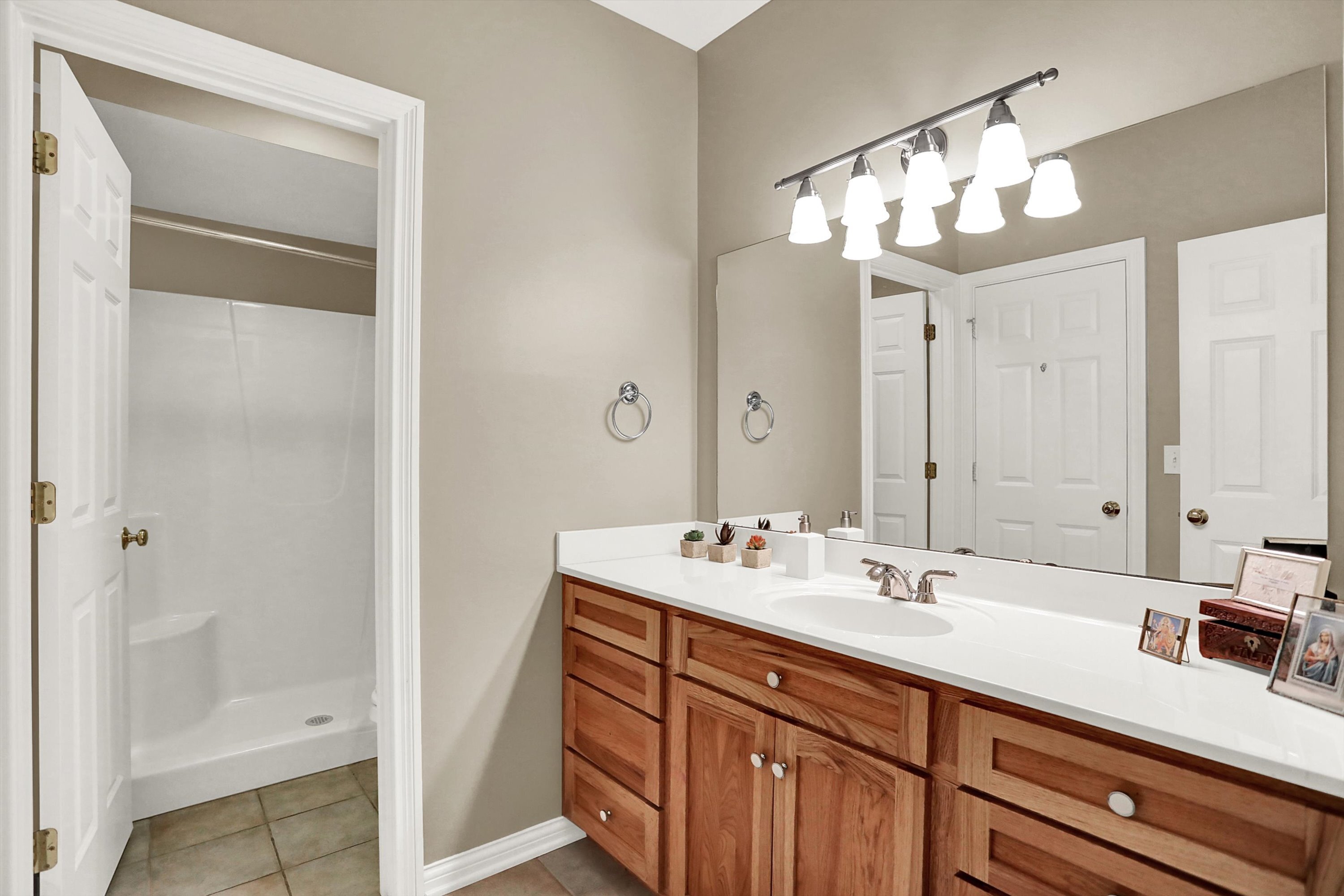 6119 Clearview Drive