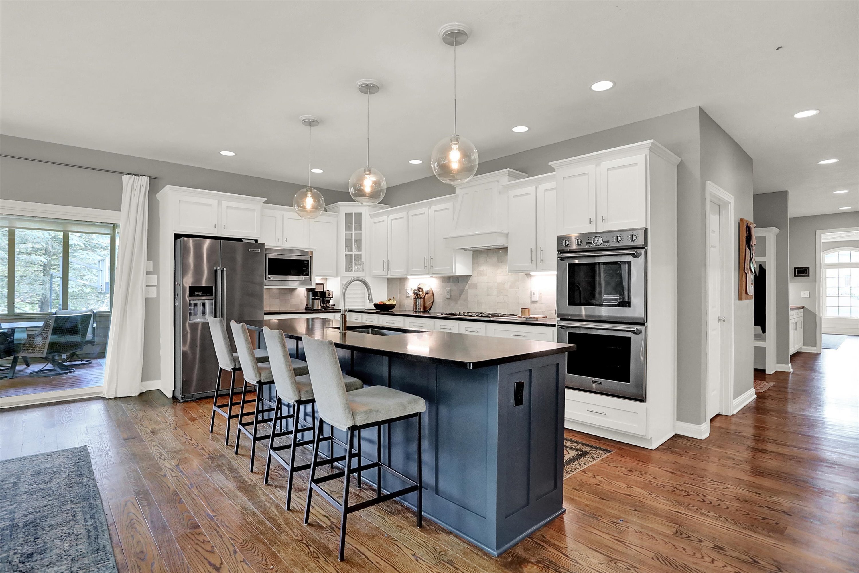 6119 Clearview Drive