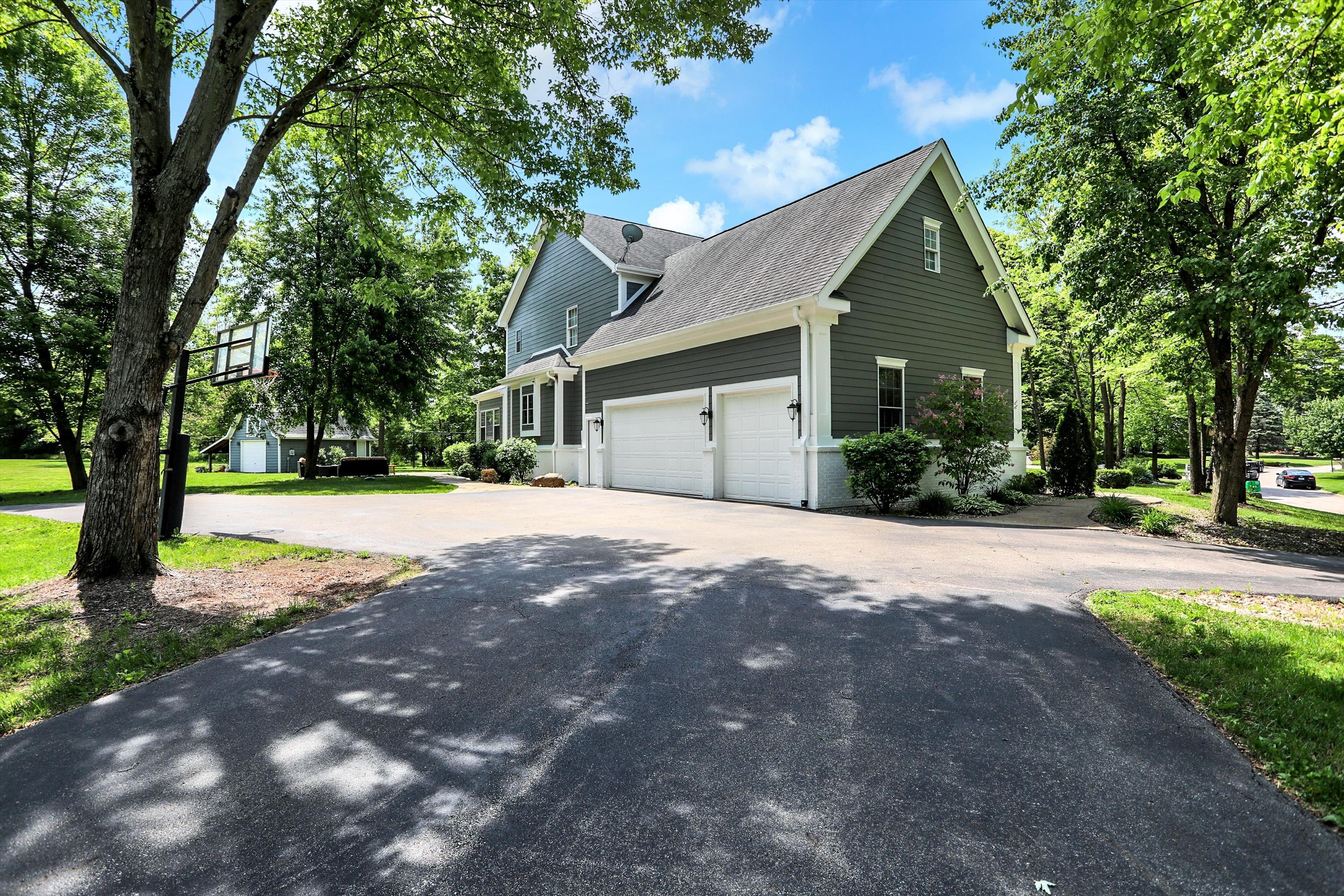 12361 Creekwood Lane