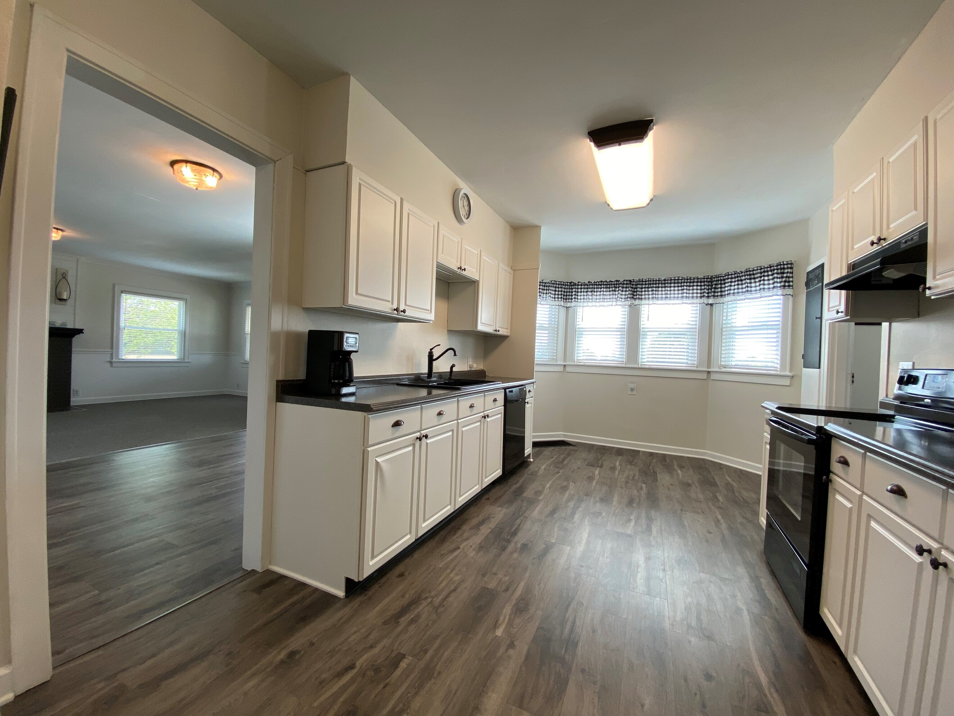 2475 E State Road 32