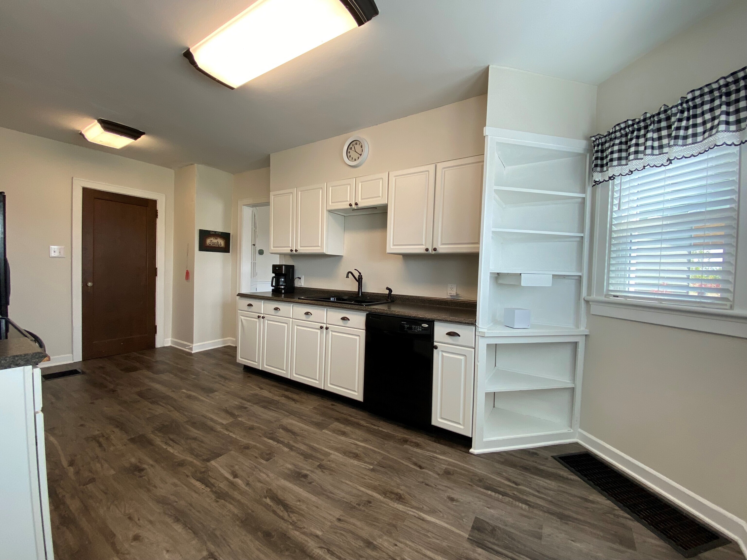 2475 E State Road 32