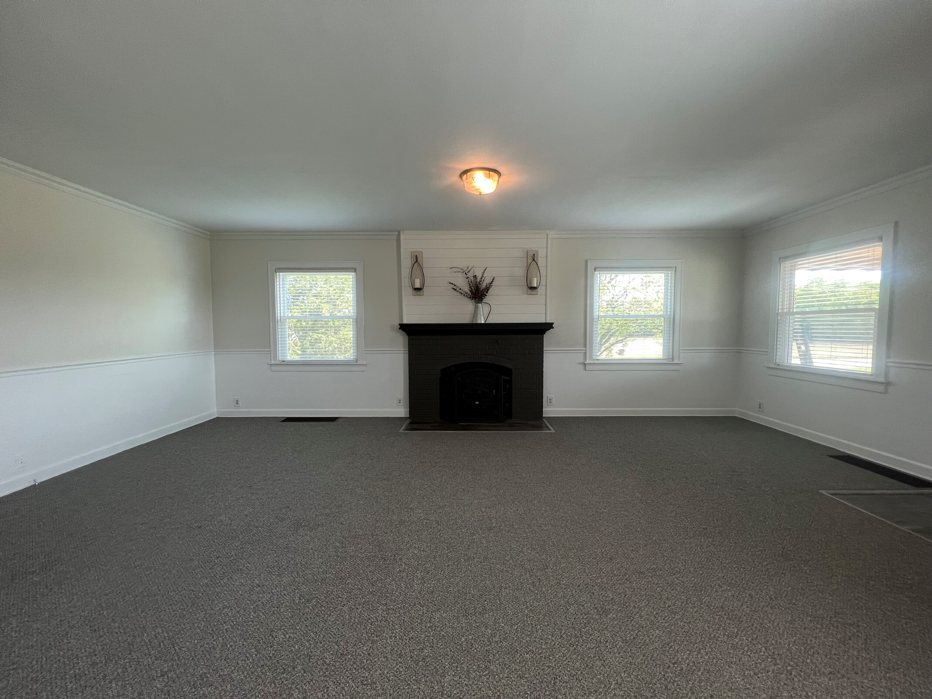 2475 E State Road 32