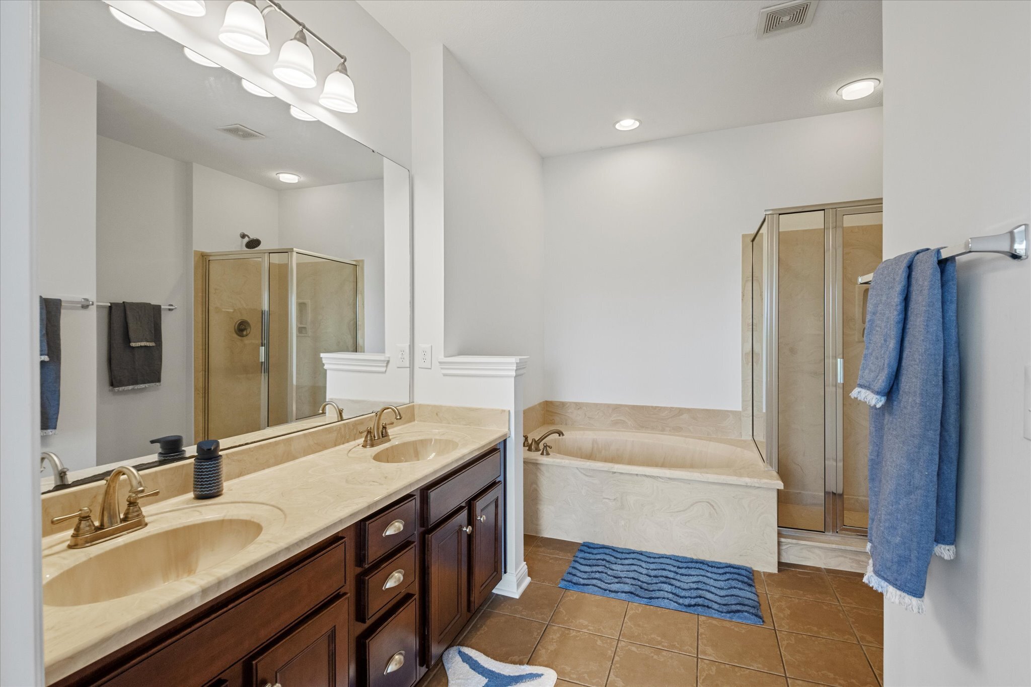 12810 Ashworth Street