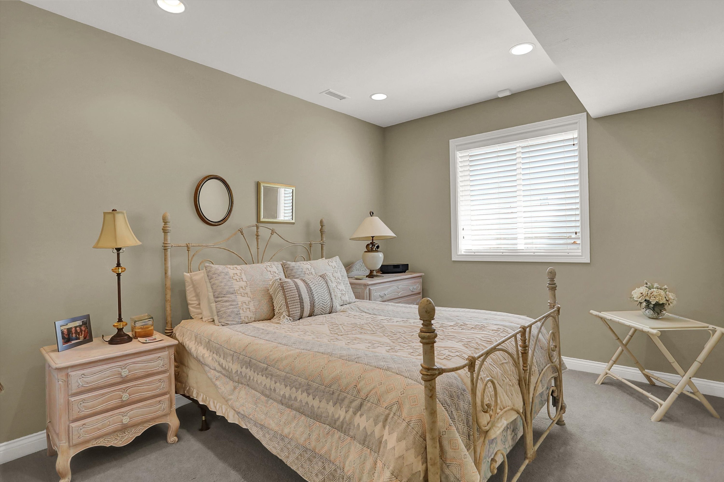 15649 Bethpage Trail