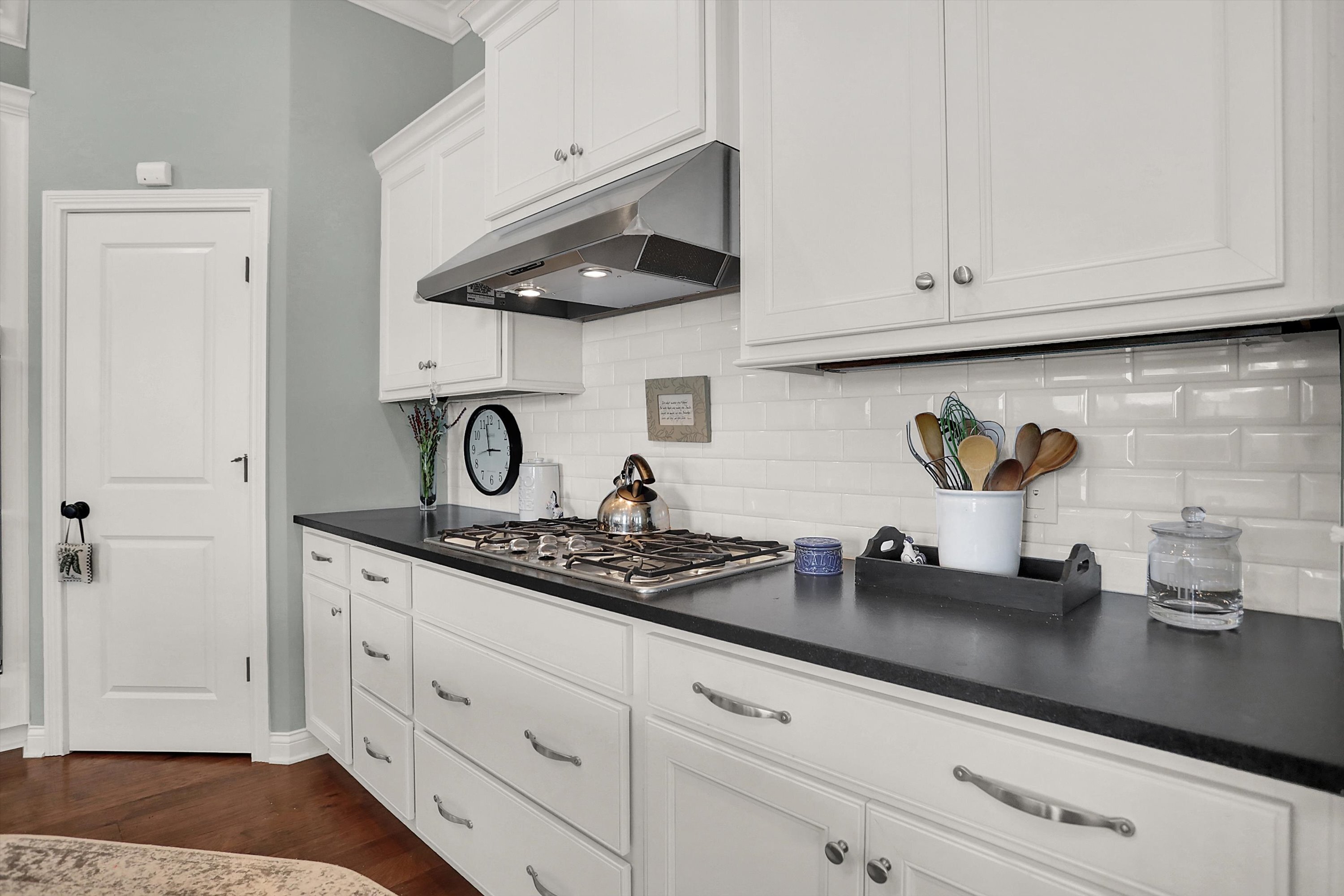 15649 Bethpage Trail