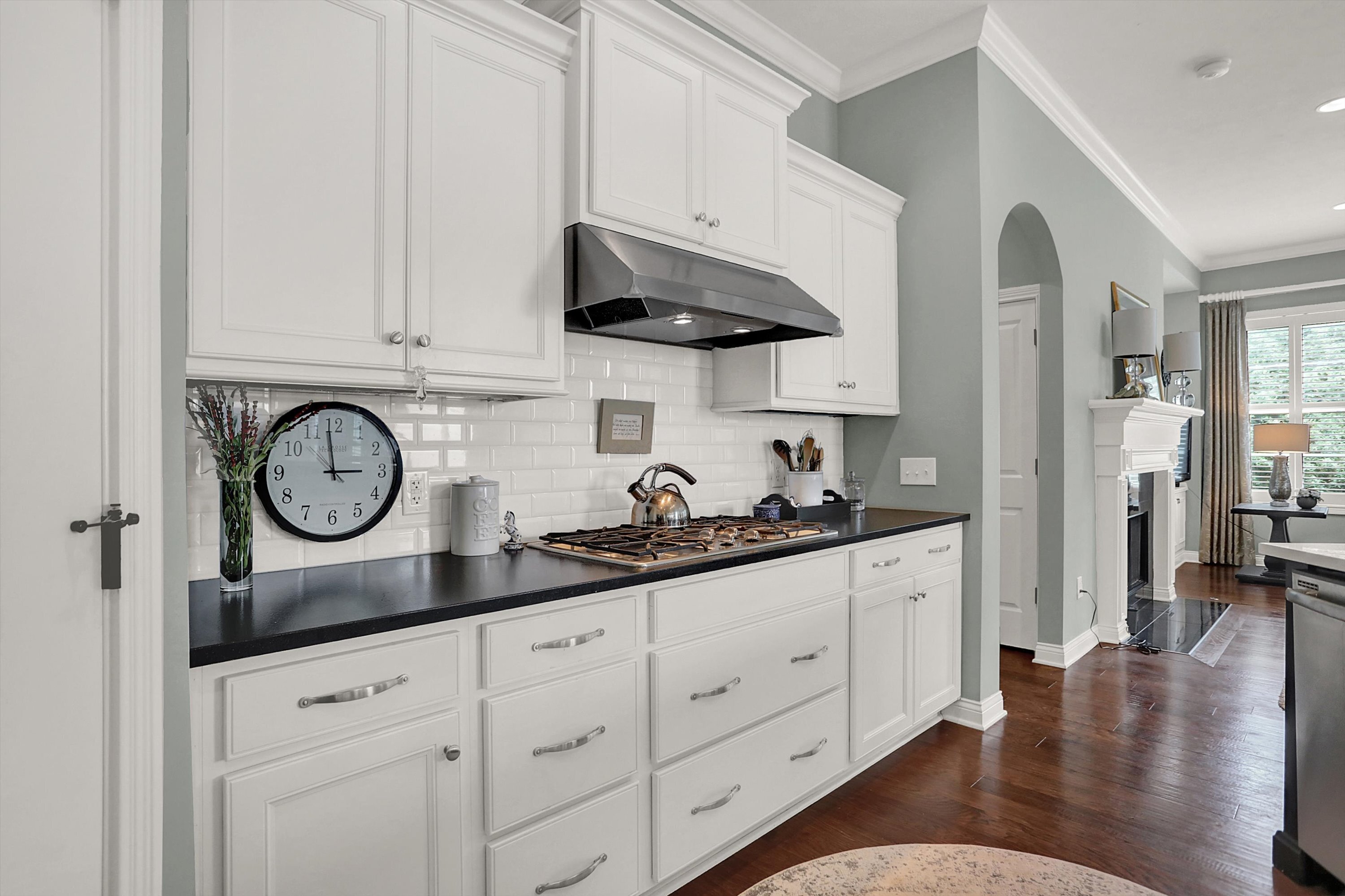 15649 Bethpage Trail