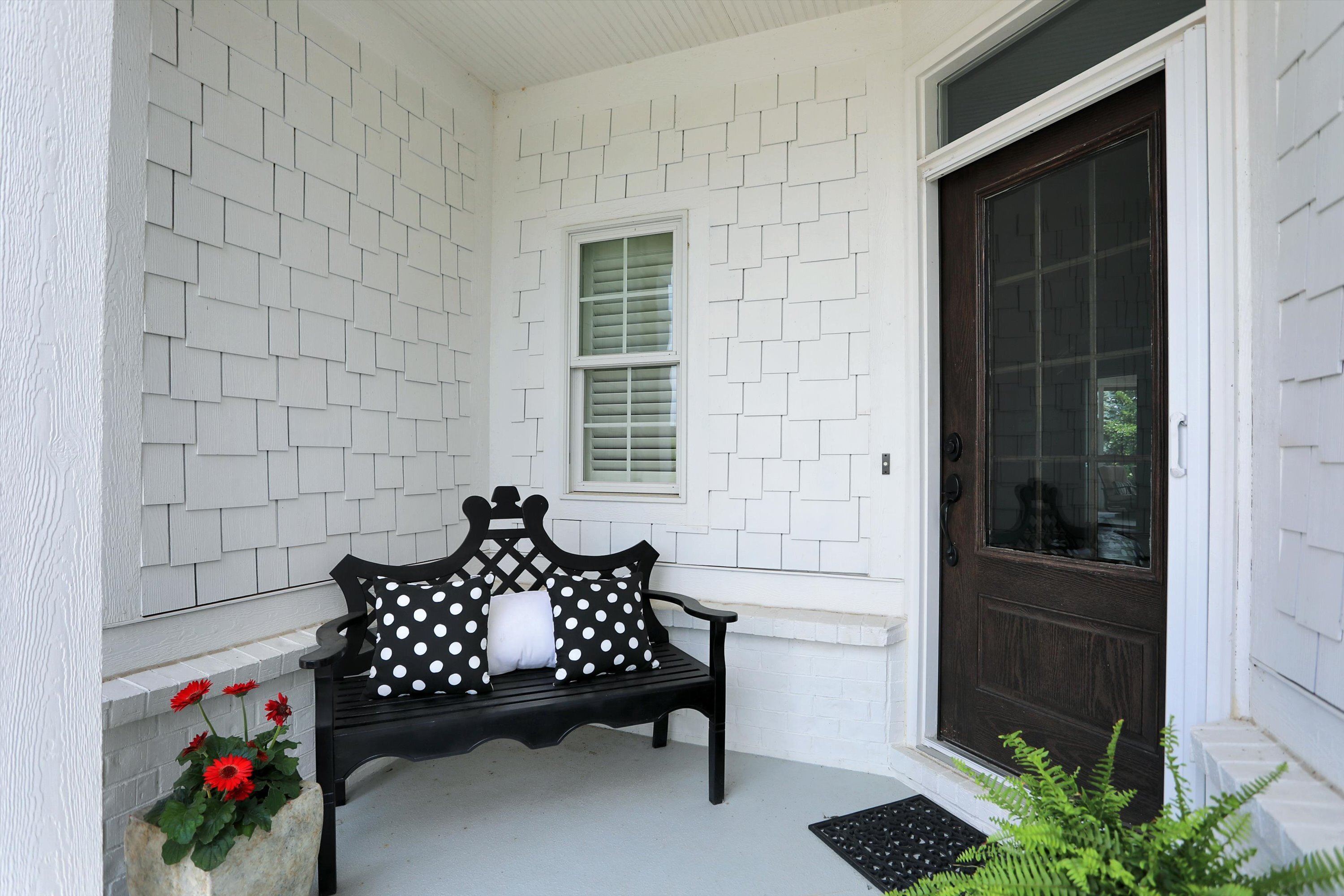 15649 Bethpage Trail