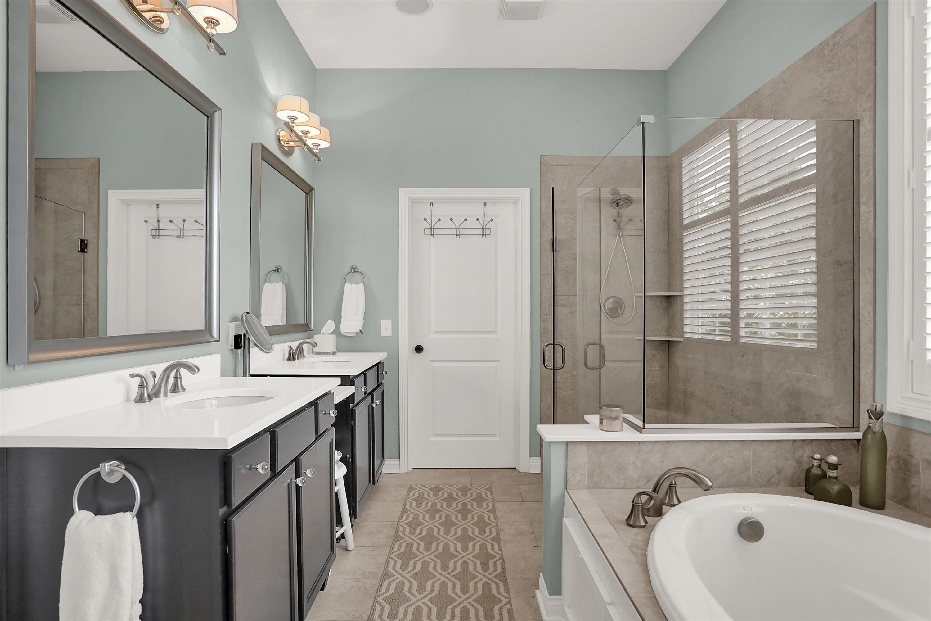 15649 Bethpage Trail