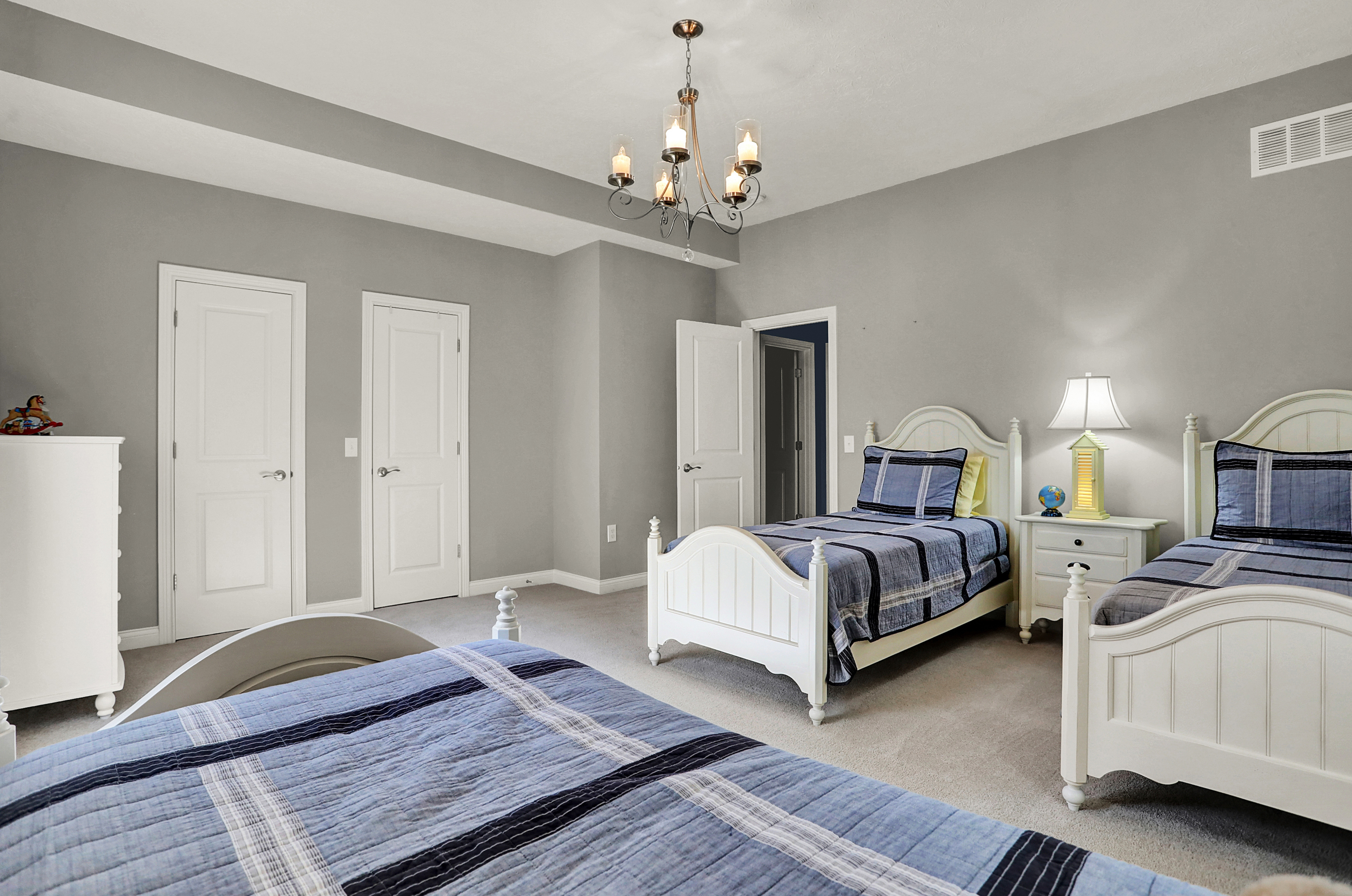 12321 Jacksons Grant Boulevard