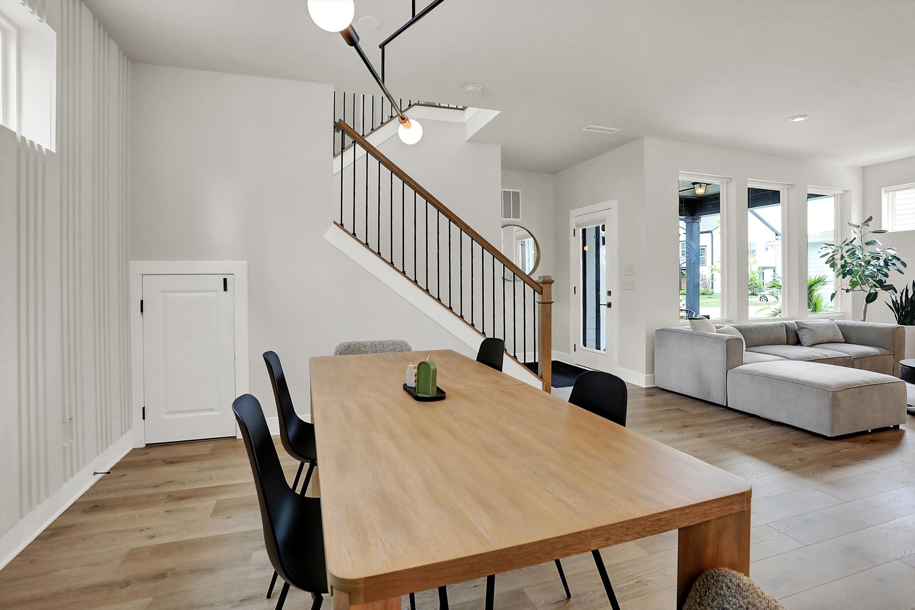 17314 Dovehouse Lane