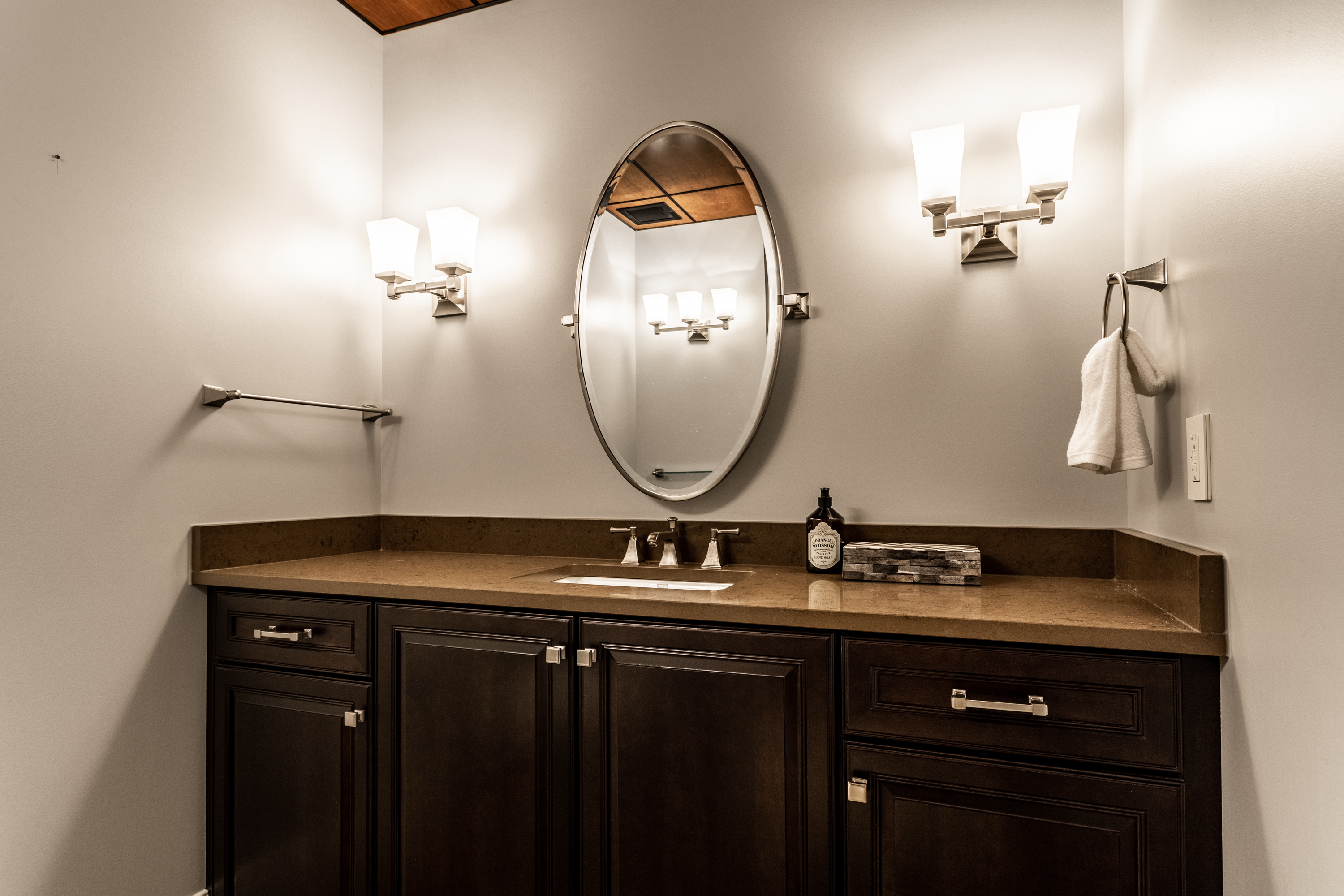 1 N Illinois Street Unit: 1902