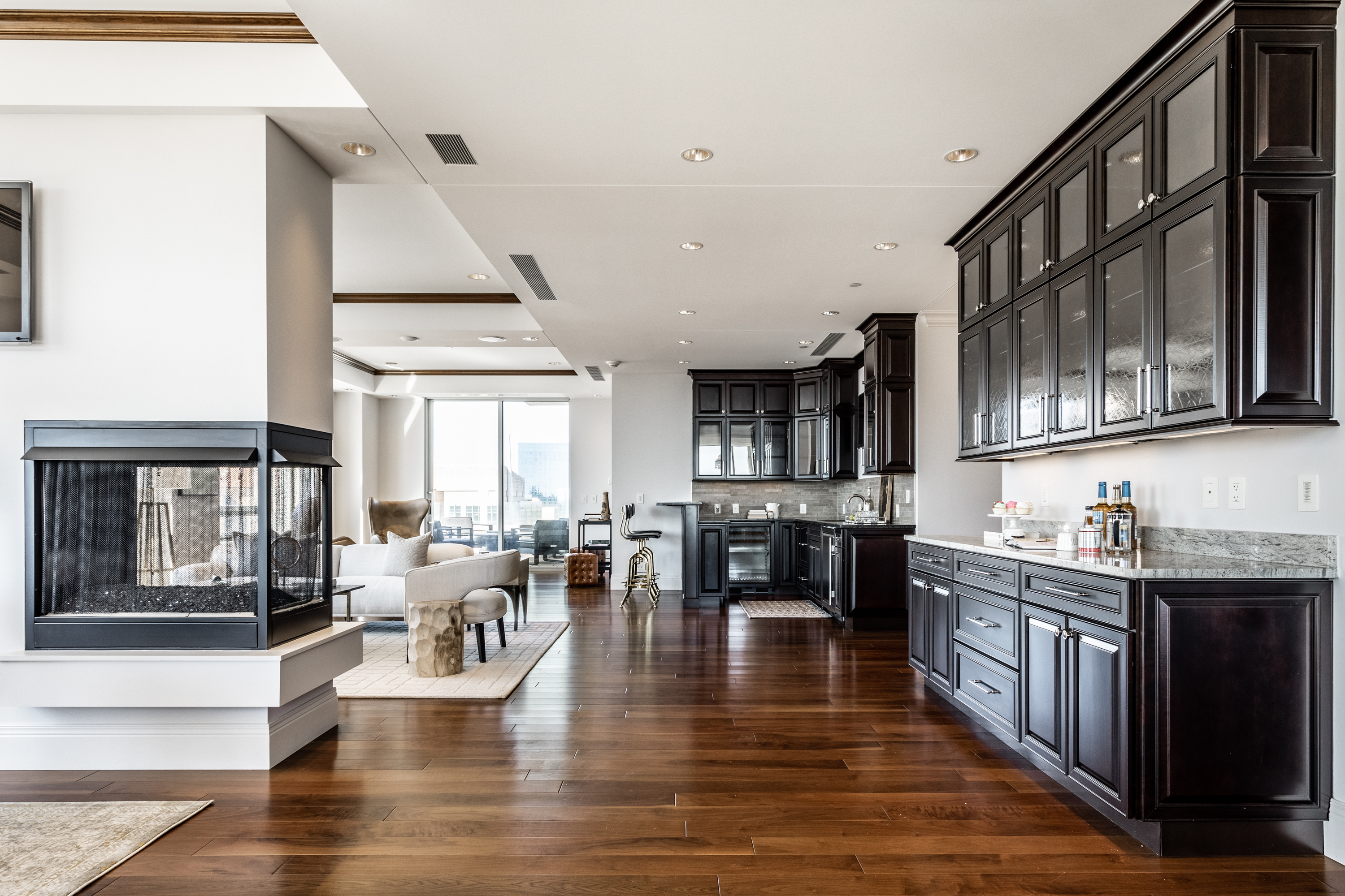 1 N Illinois Street Unit: 1902