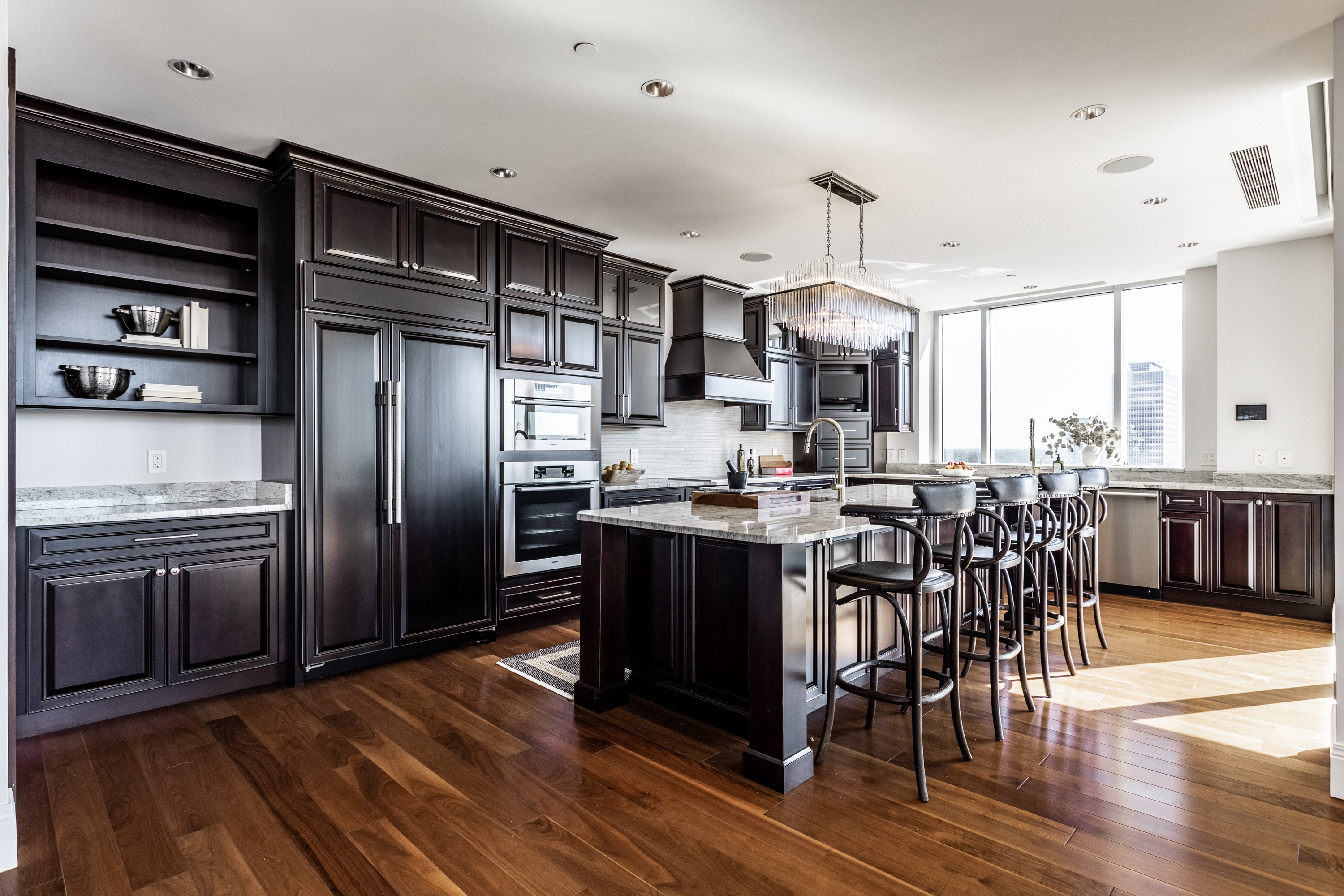 1 N Illinois Street Unit: 1902