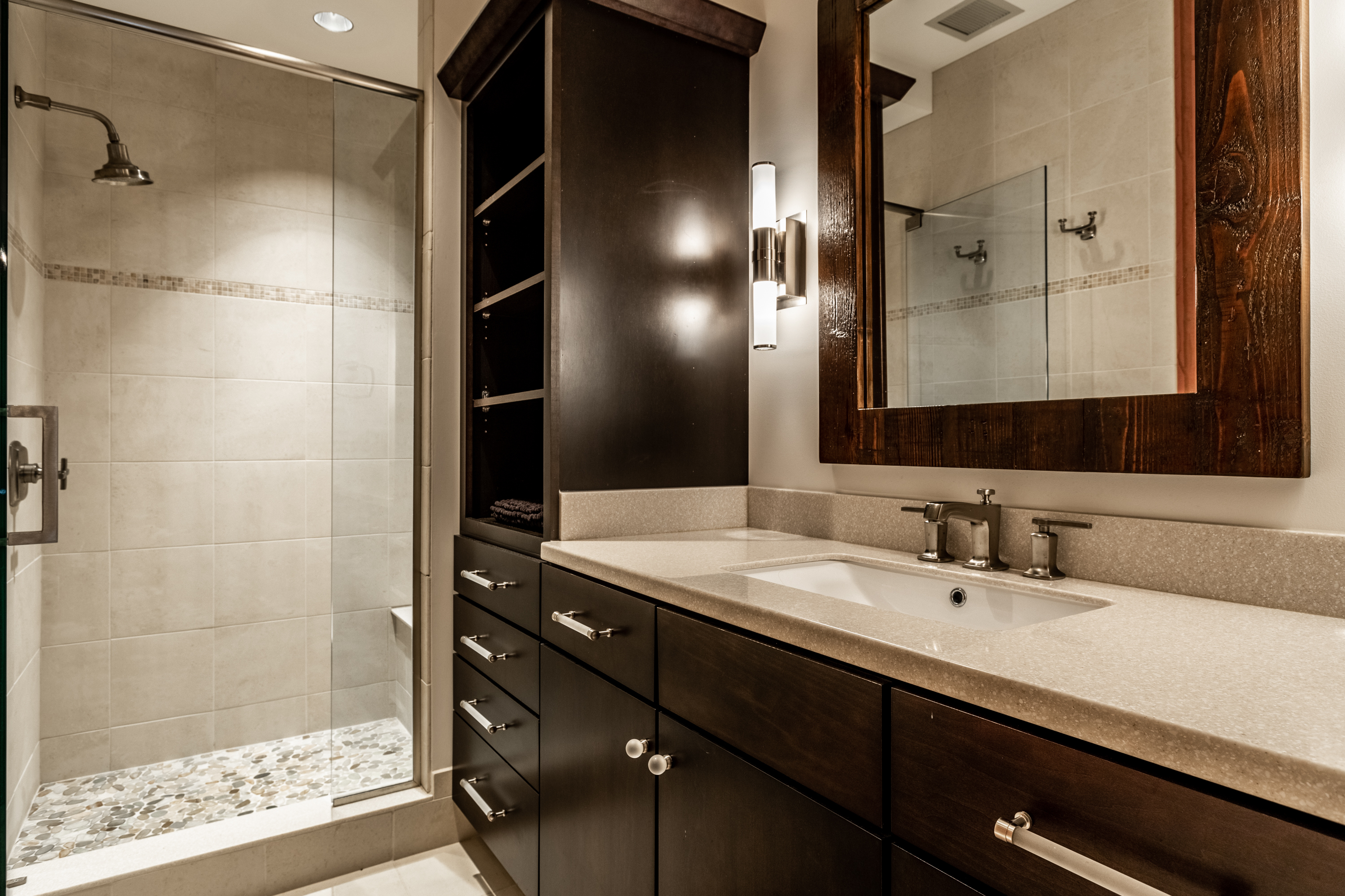 1 N Illinois Street Unit: 1902