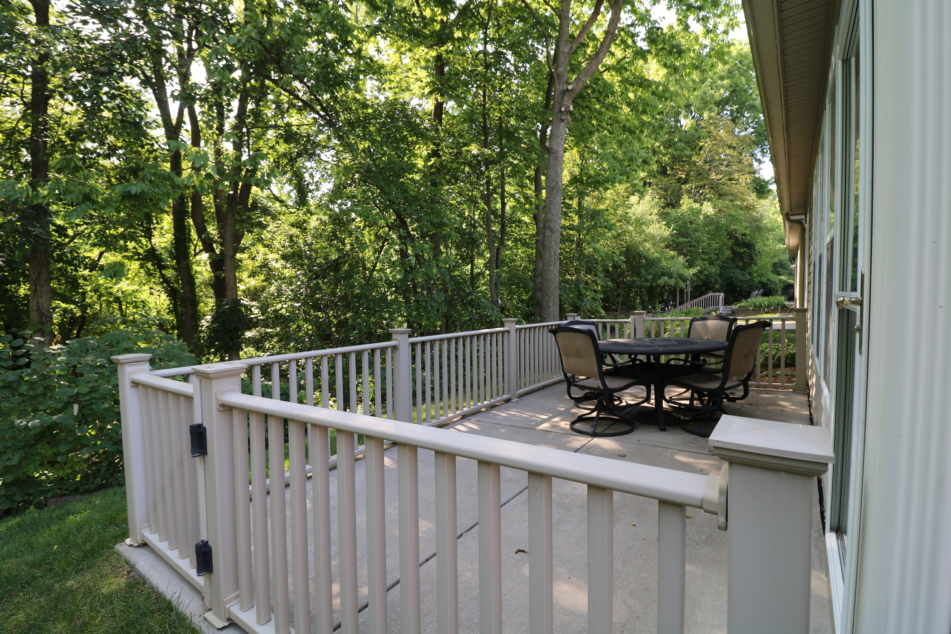 6879 Harbour Woods Overlook