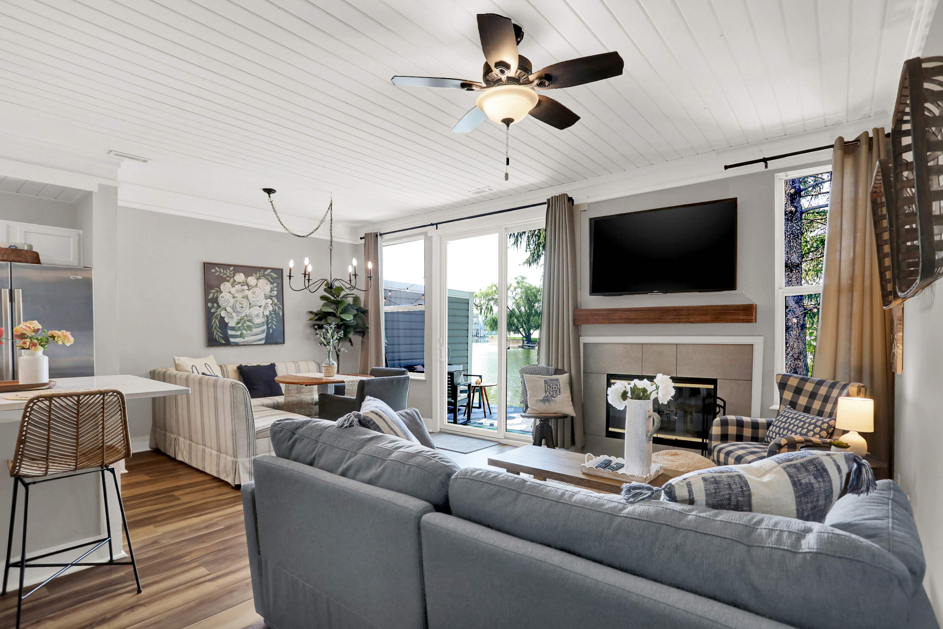 3166 Oceanline East Drive