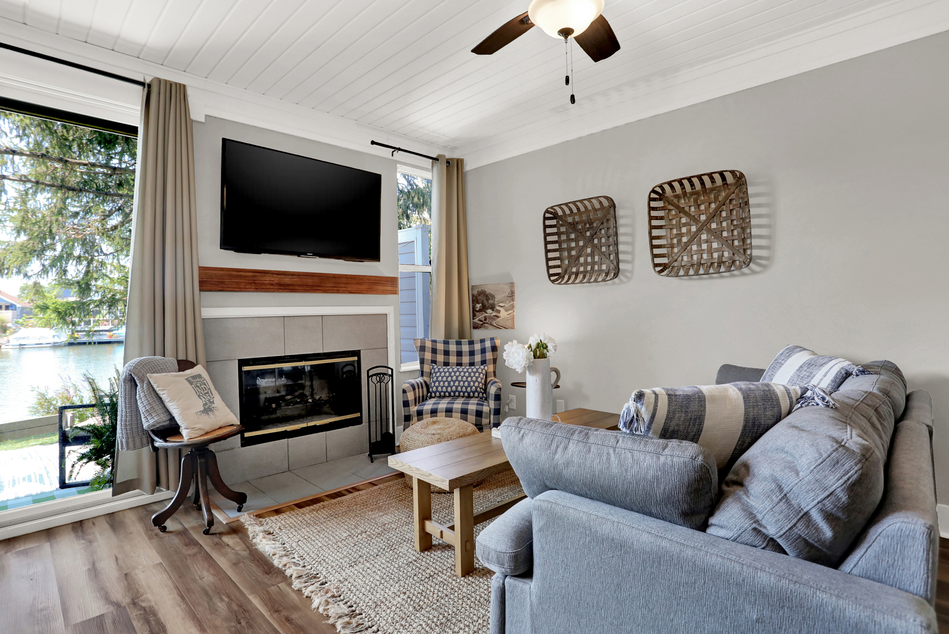 3166 Oceanline East Drive