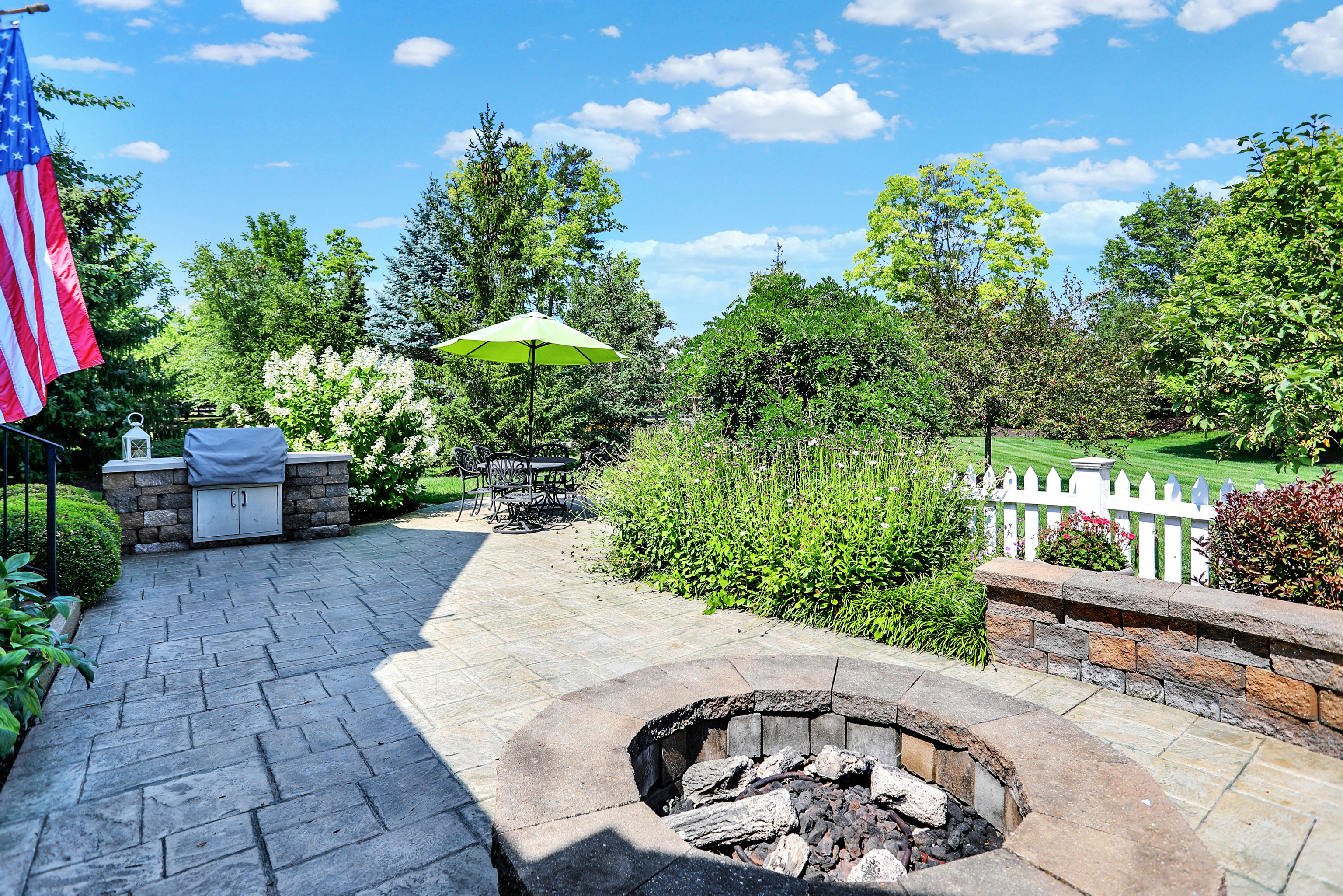 15765 Market Center Drive