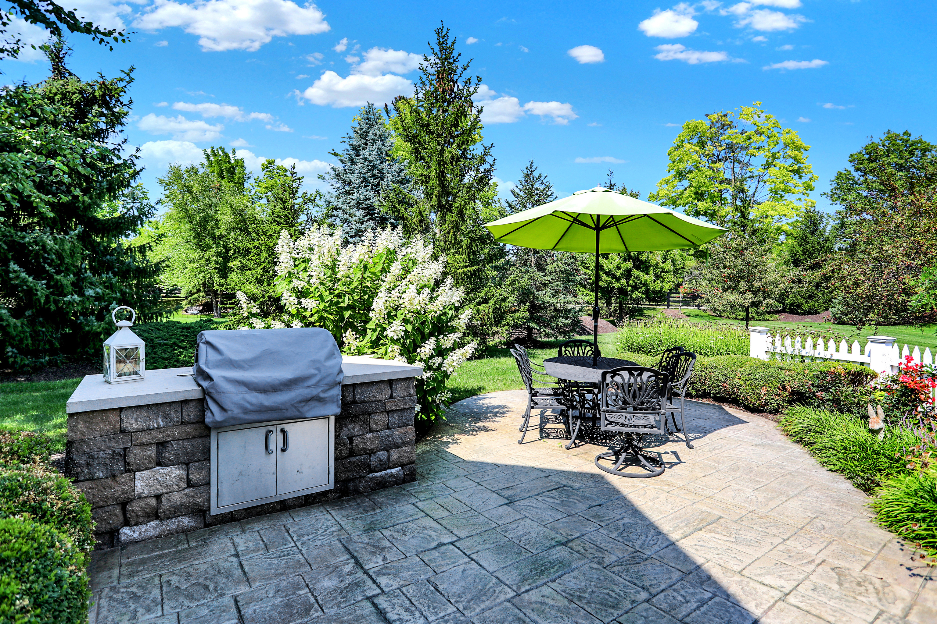 15765 Market Center Drive