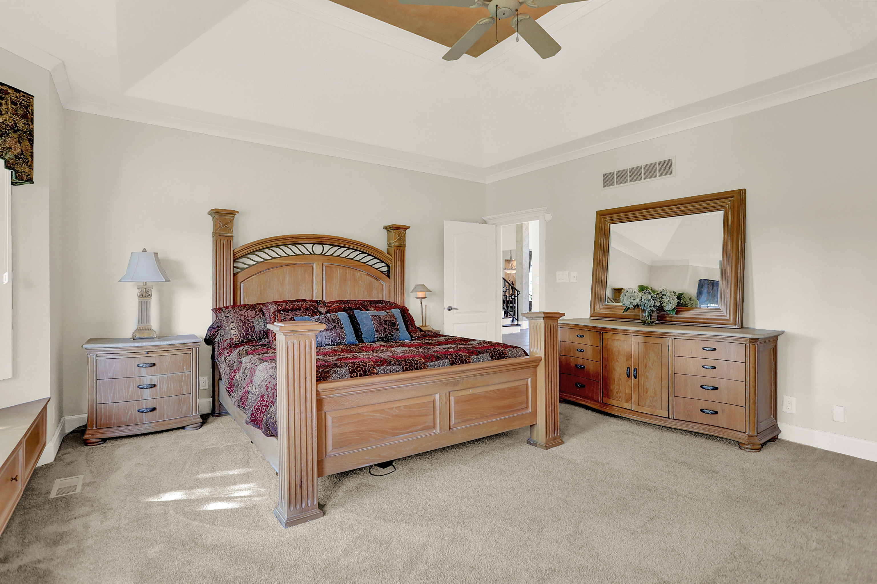 15909 Oak Park Court