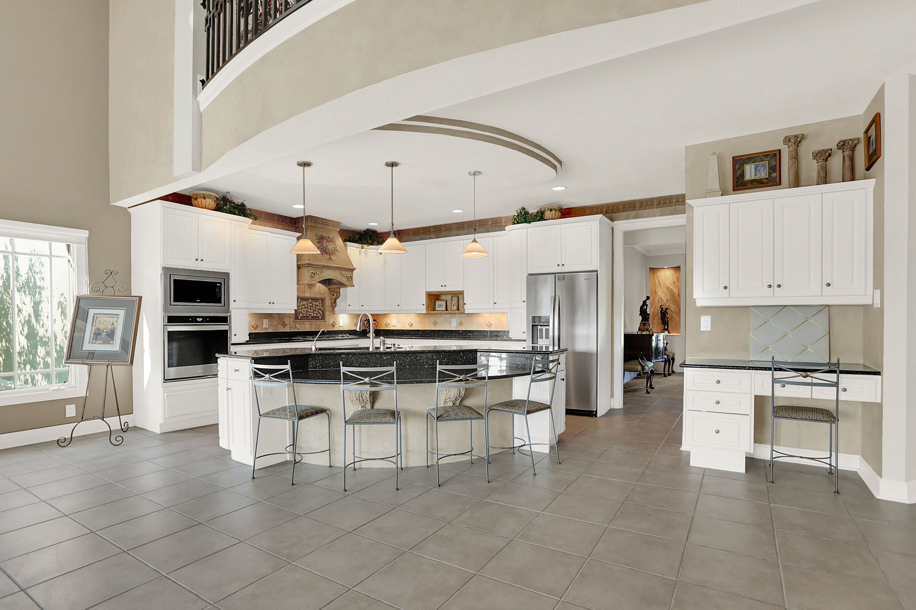 15909 Oak Park Court