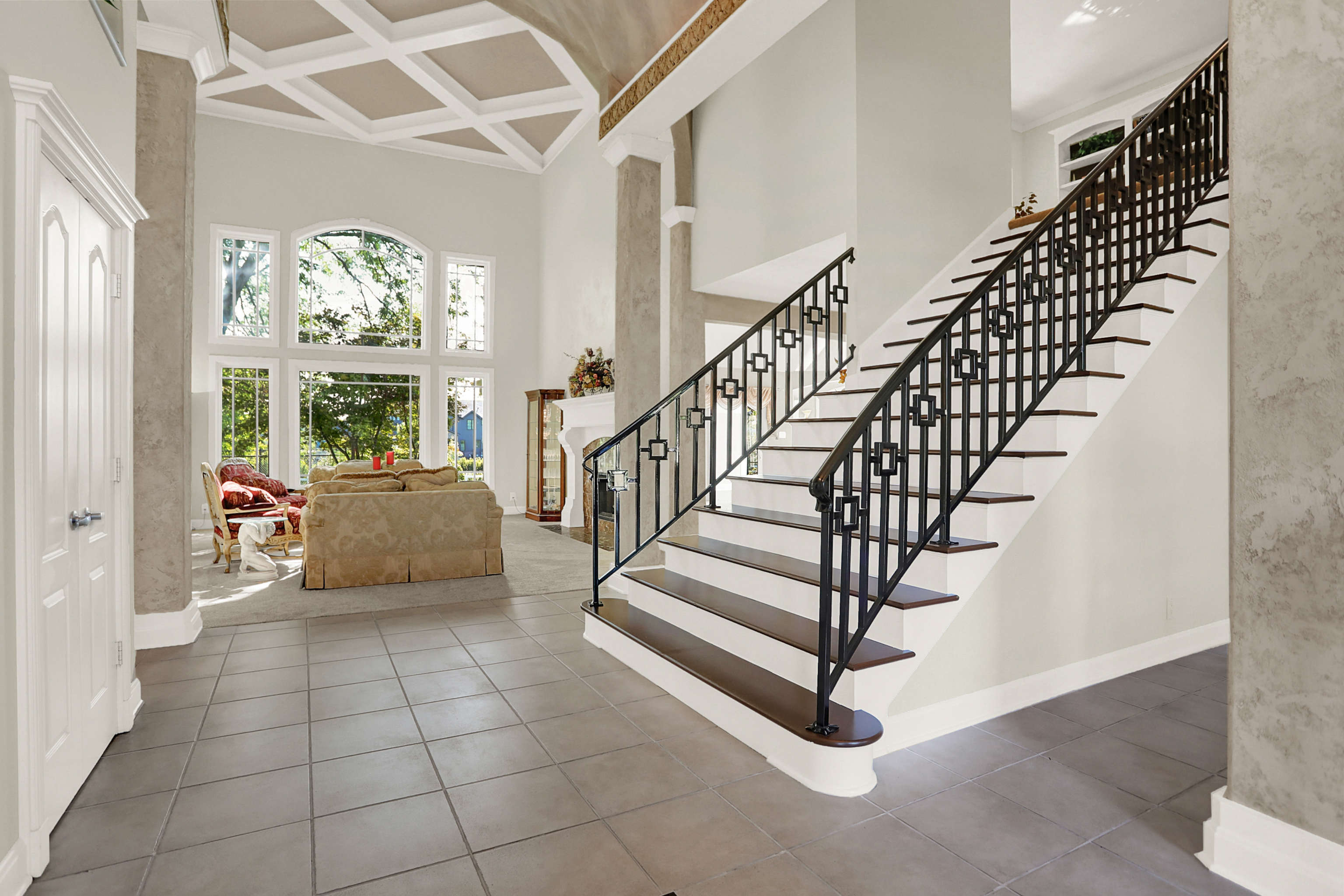 15909 Oak Park Court