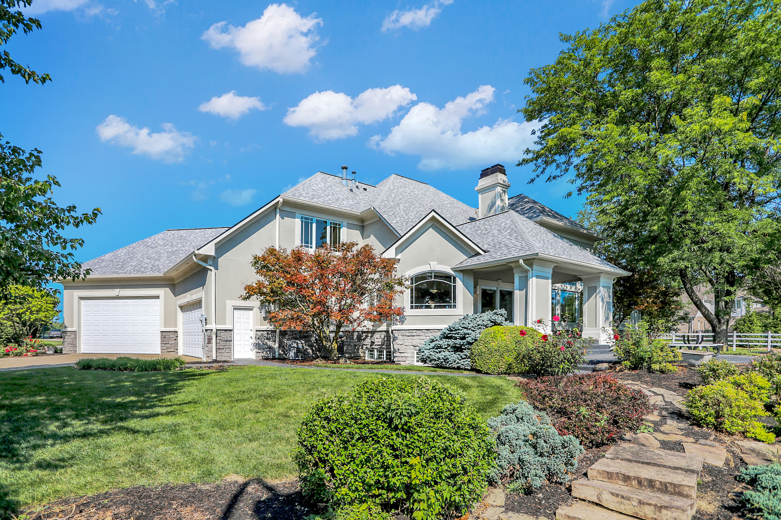 15909 Oak Park Court