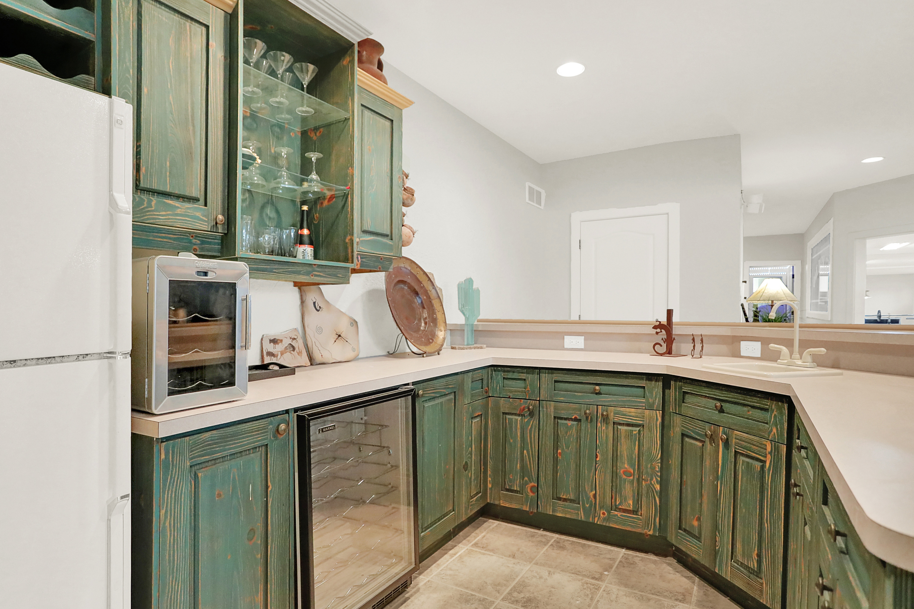 15909 Oak Park Court